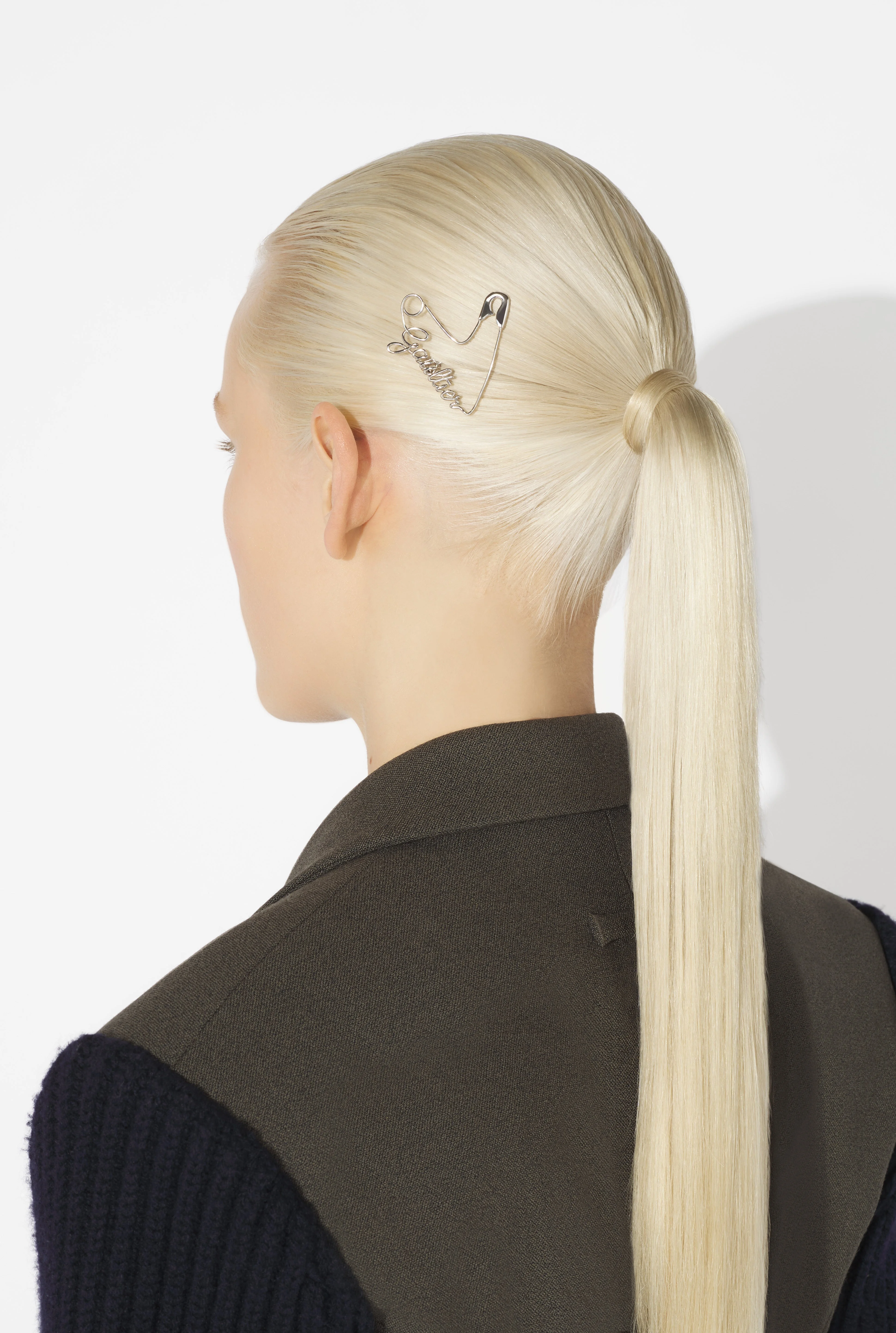 THE HEART SAFETY PIN HAIR CLIP - 1