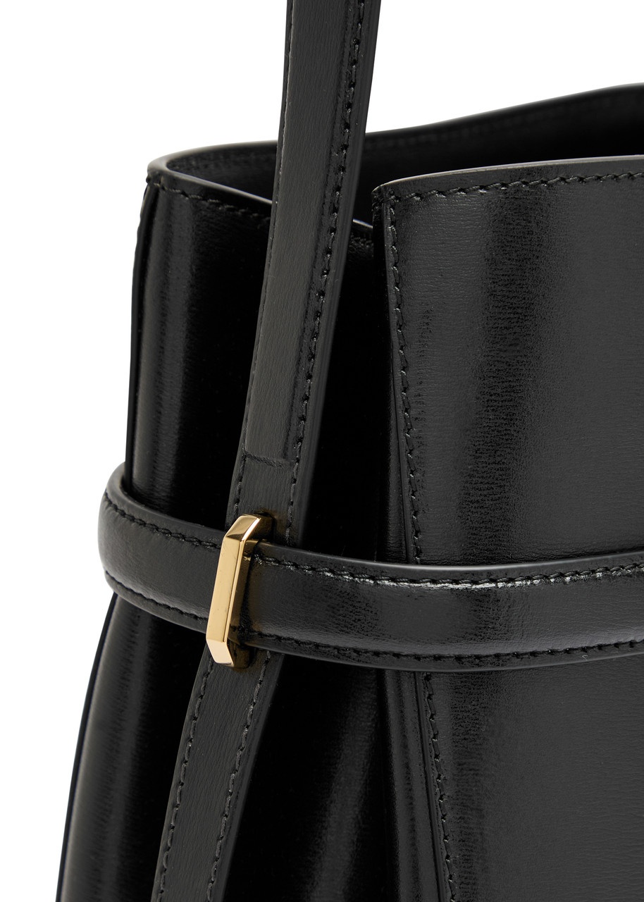 Toteme Belted Leather Bucket bag - 3