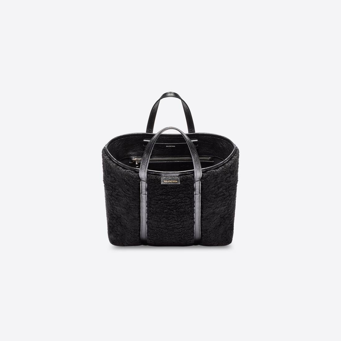 Women's Barbes Medium East-west Shopper Bag In Shearling in Black - 4