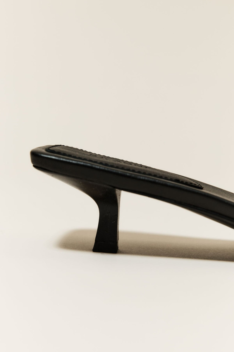 Gathered Kitten Heels - Black 5