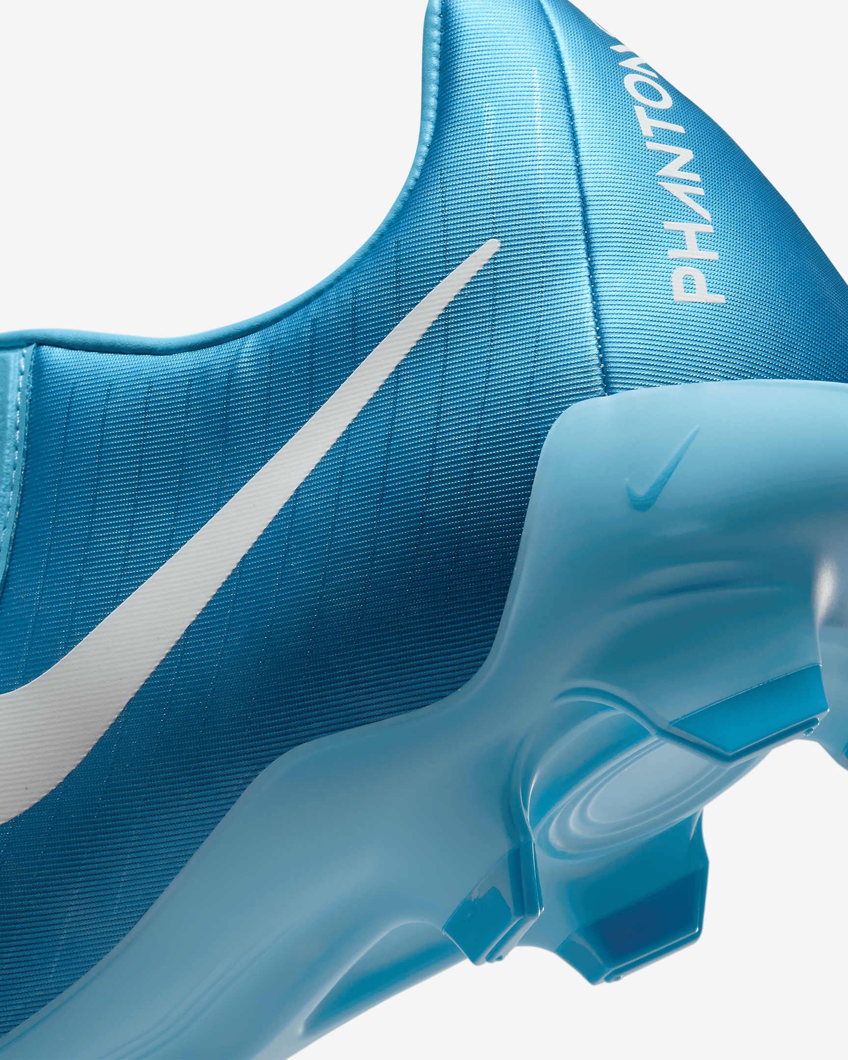 Nike Phantom GX 2 Academy MG Low-Top Soccer Cleats - 9