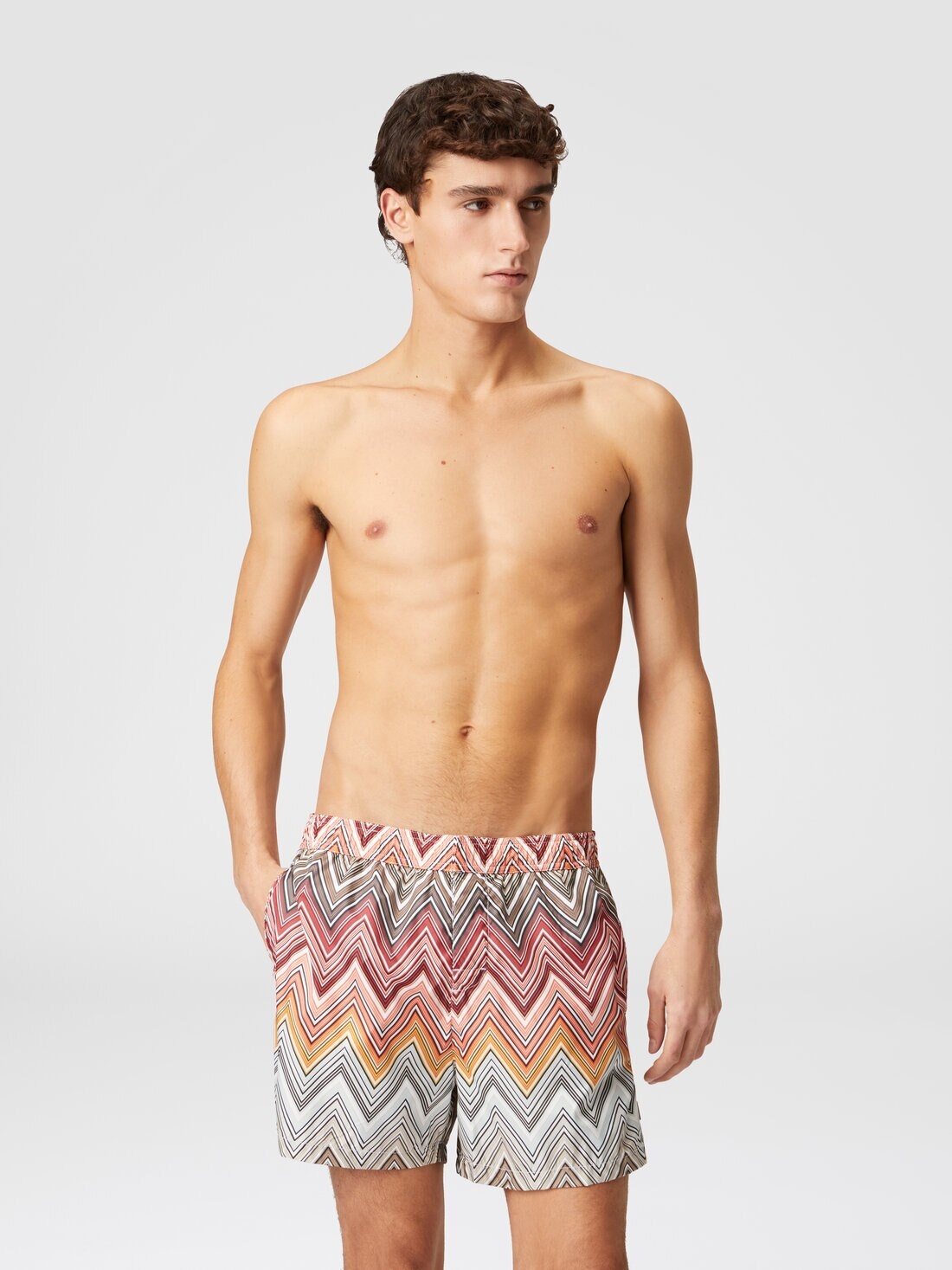 Swimming trunks with large zigzag print - 2