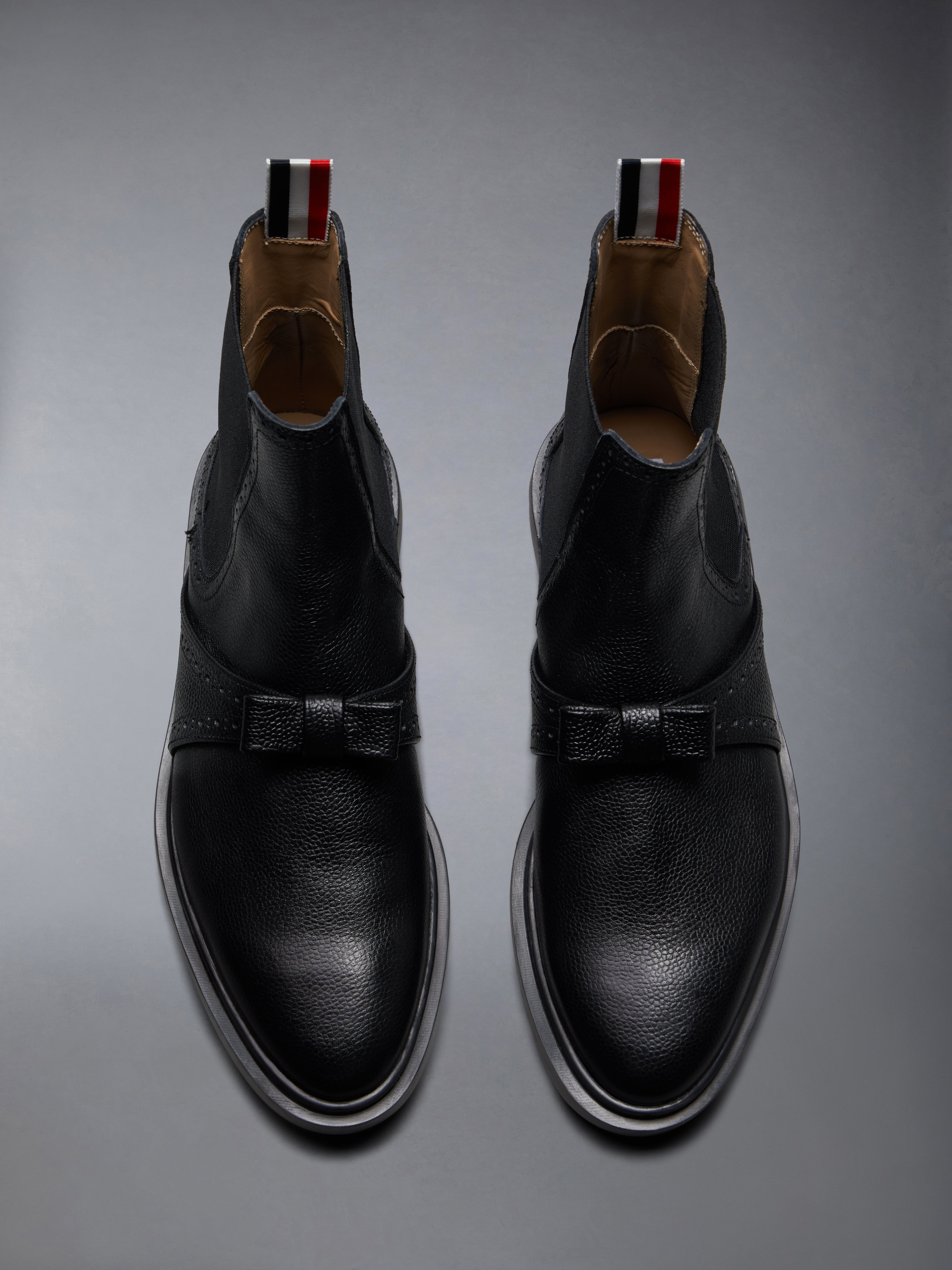 PEBBLE GRAIN LIGHTWEIGHT RUBBER SOLE BROGUED BOW CHELSEA BOOTS - 5