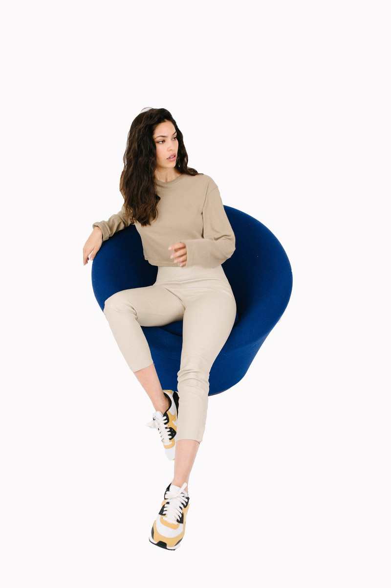 SAND COTTON CROP LONG SLEEVE TEE 4