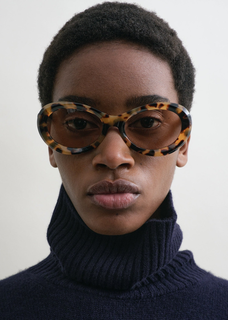TOTEME Oval sunglasses tortoise outlook