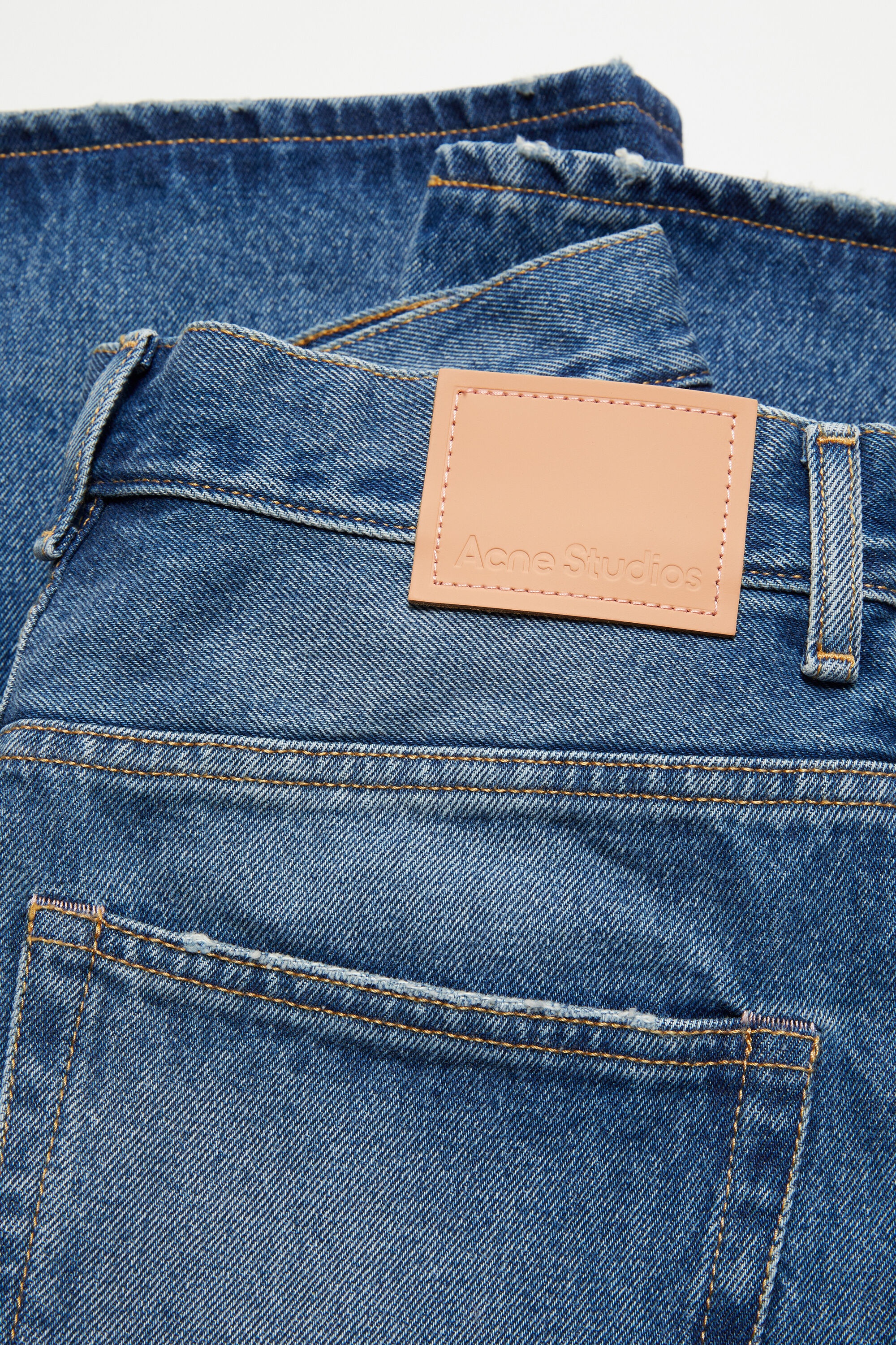 パンツ Acne Studios RELAXED FIT JEANS - 2022F Acne Studios - 2022F Relaxed Fit Jeans in Mid Blue – gravitypope