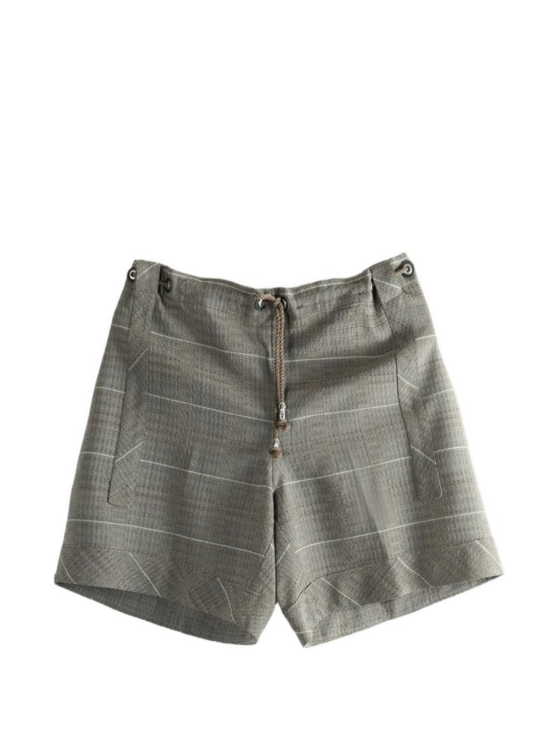checked shorts 1