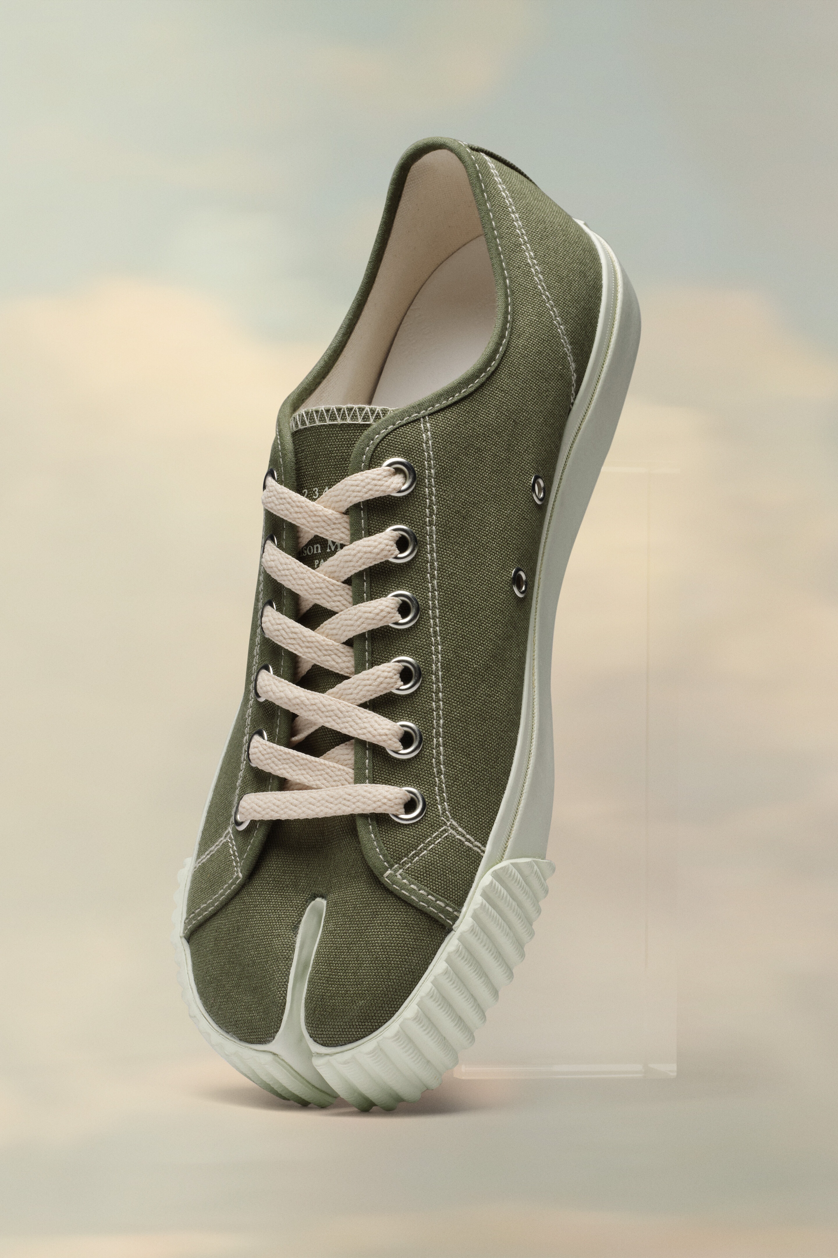 【MAISON MARGIELA】TABI SNEAKERS Maison Margiela Tabi low-top Sneakers | Black | FARFETCH