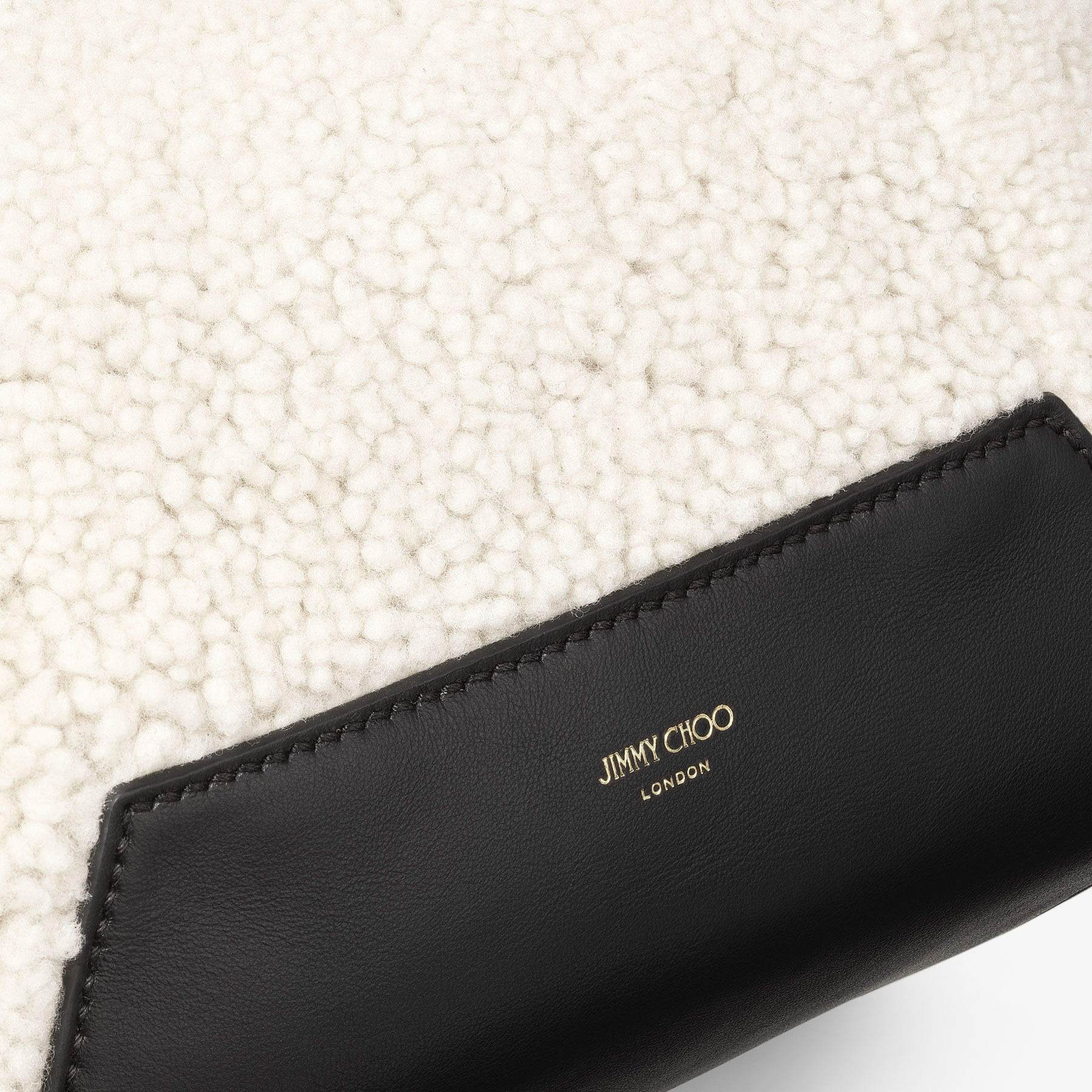 Diamond Tote M
Natural Shearling Tote Bag - 4