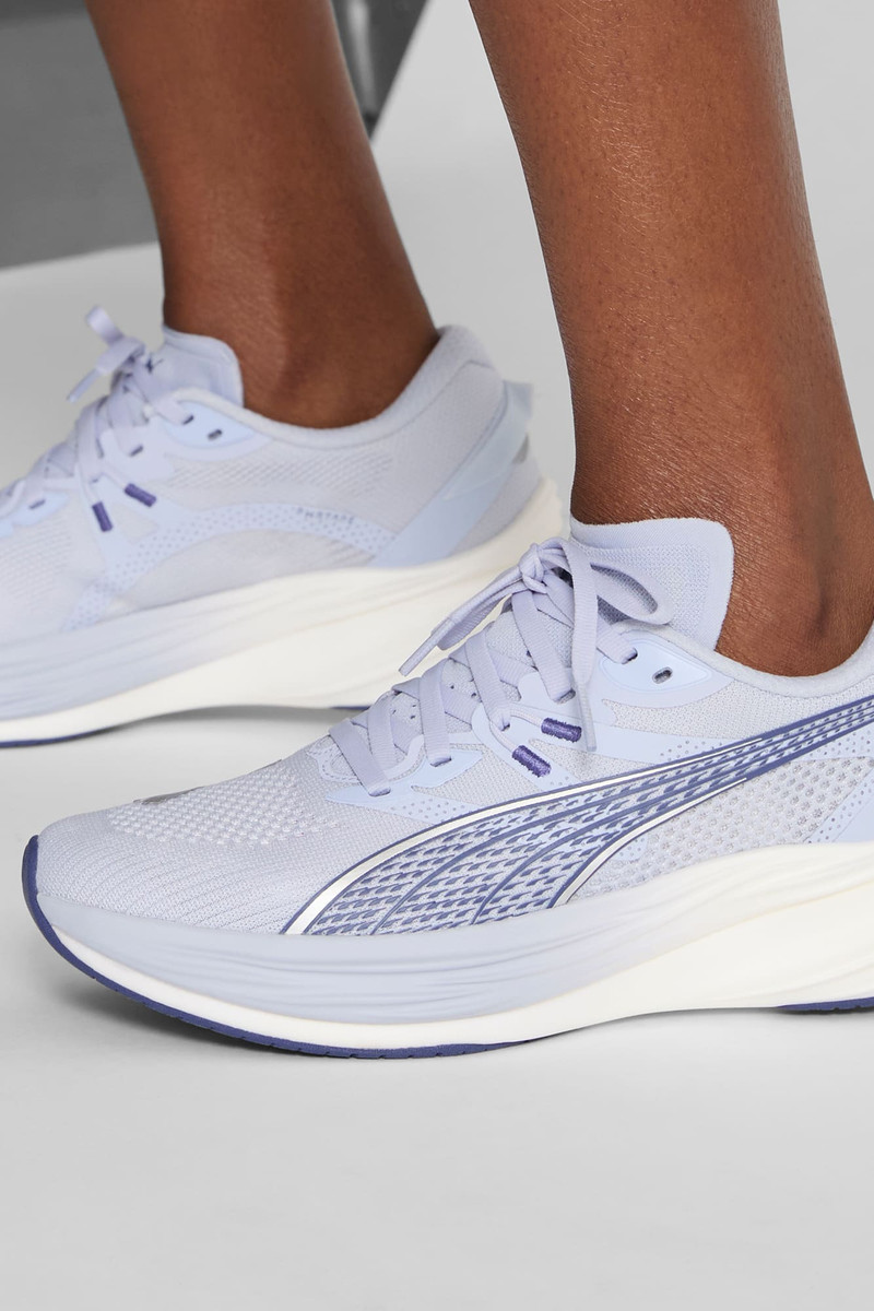 PUMA Deviate NITRO™ 3 Women's Running Shoes outlook