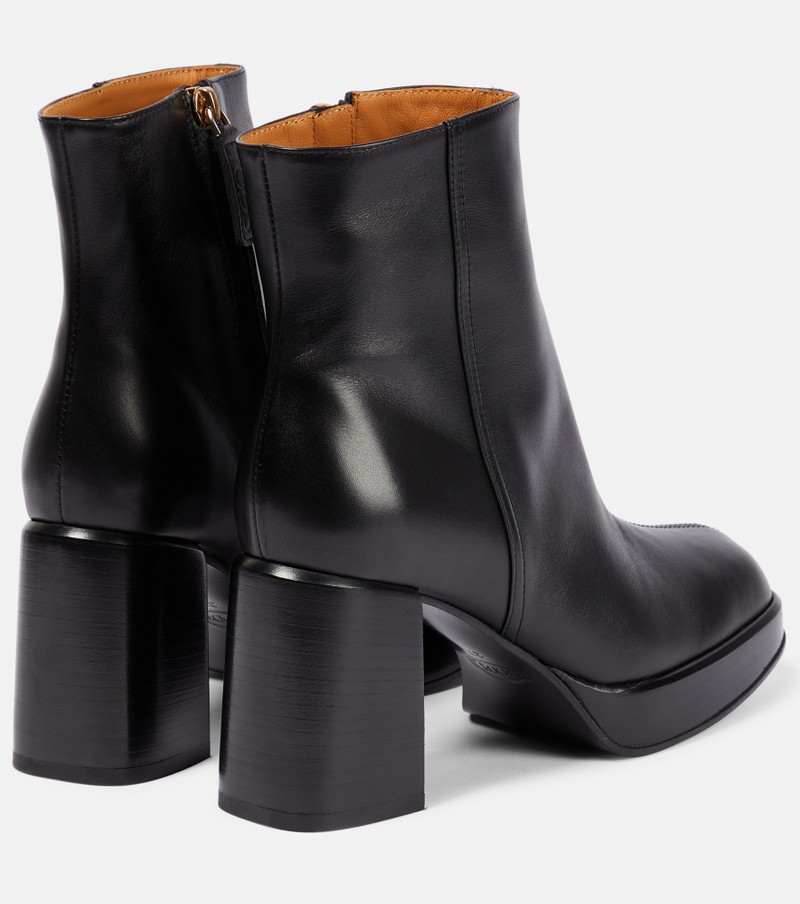 Leather ankle boots 3