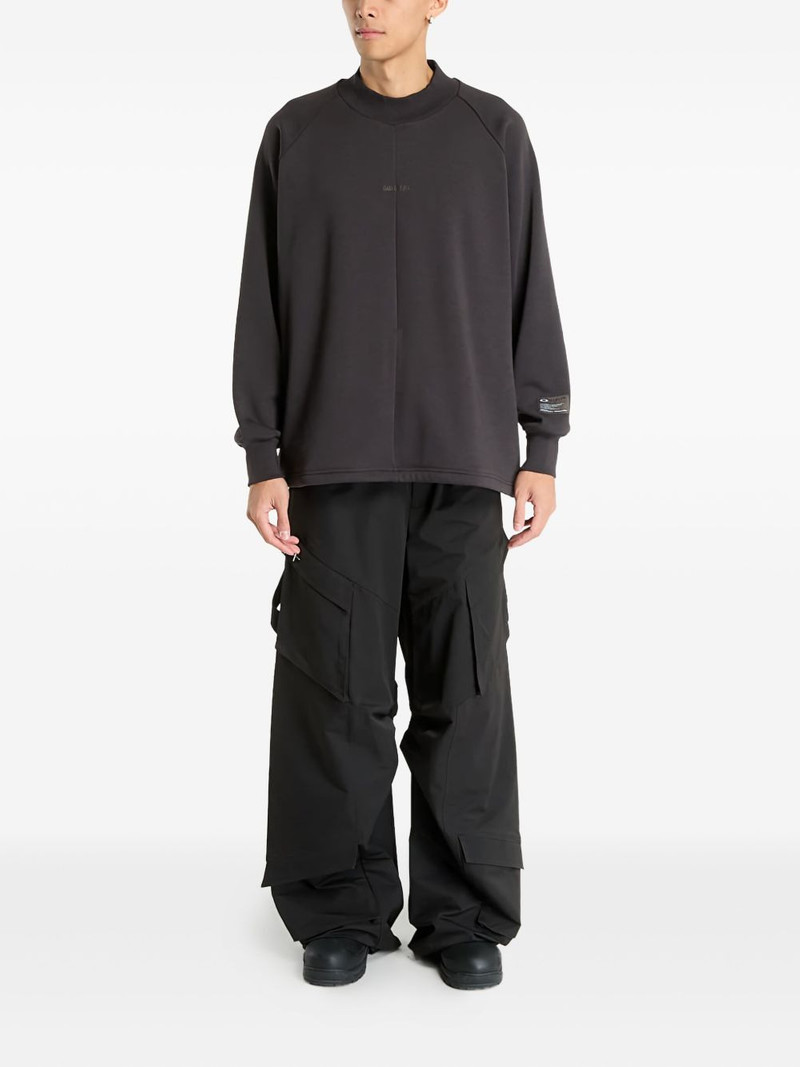 OAKLEY long-sleeve sweatshirt outlook