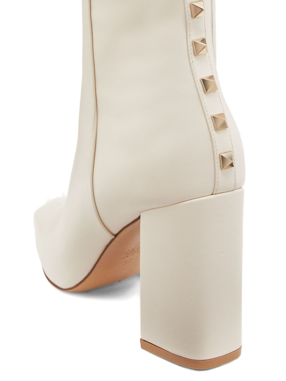 90mm studded-detail block-heel boots - 4
