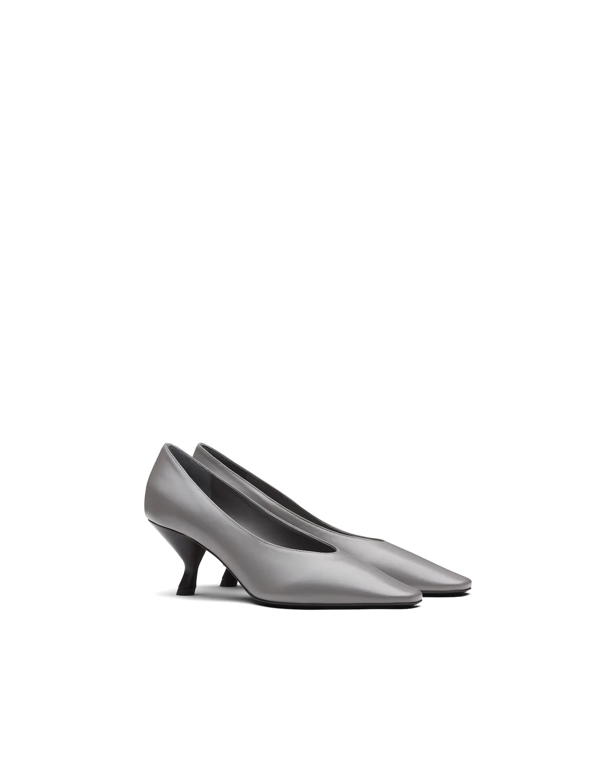 Pointy toe nappa leather pump with medium heel - 1