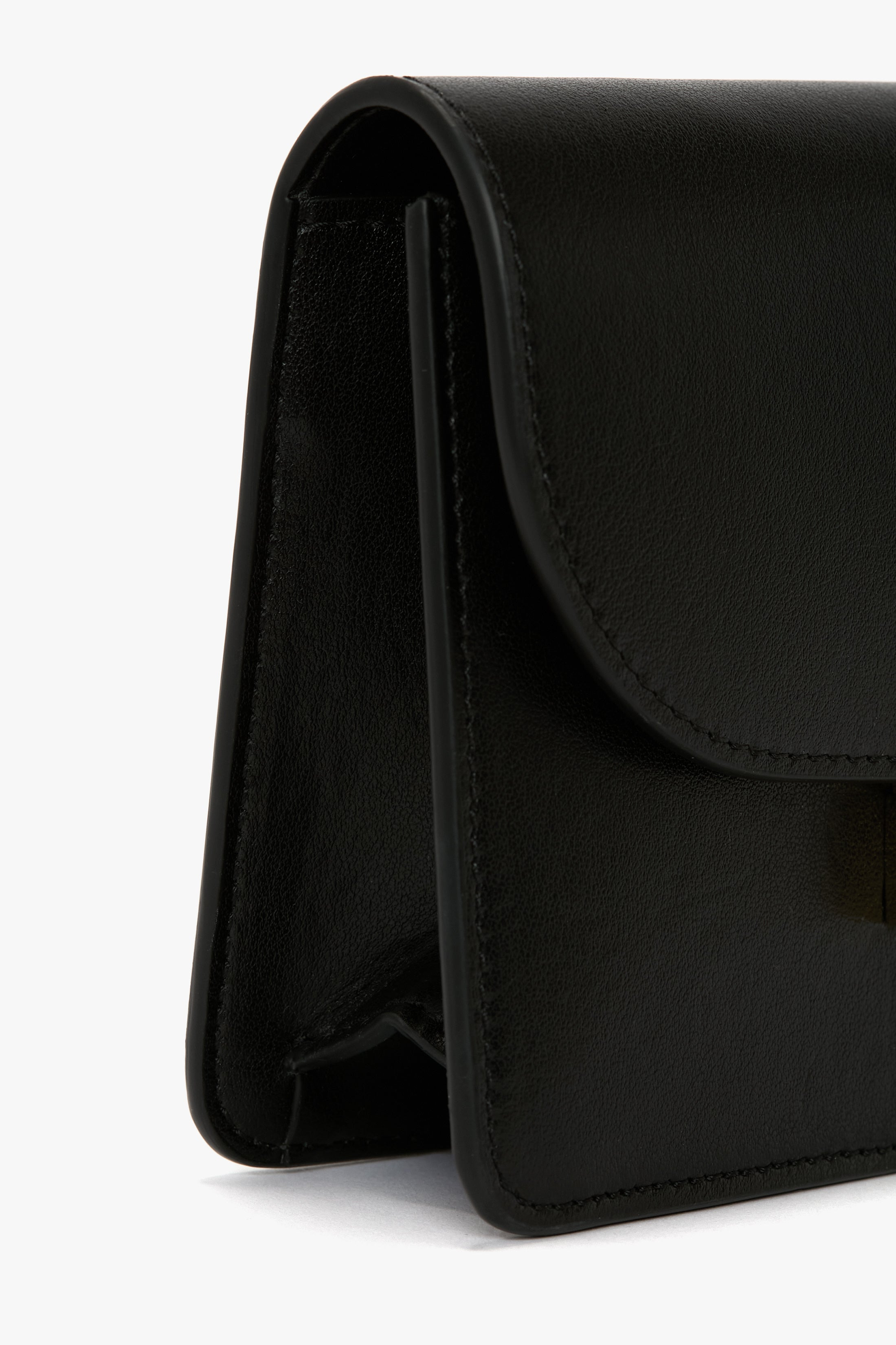 Nano Dorian Belt Bag In Black Smooth Leather - 5