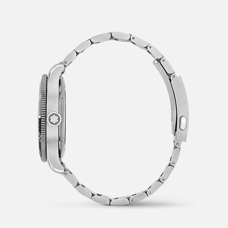 Montblanc Montblanc 1858 Iced Sea Automatic Date outlook