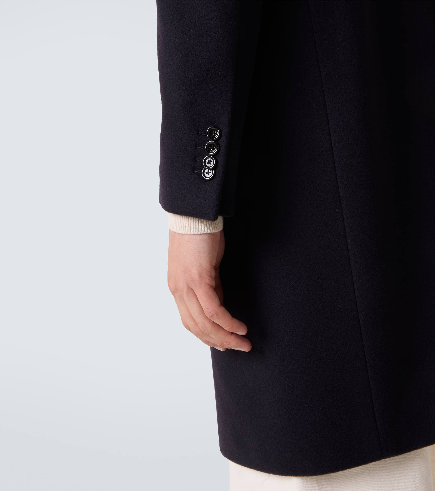 Virgin wool overcoat - 7