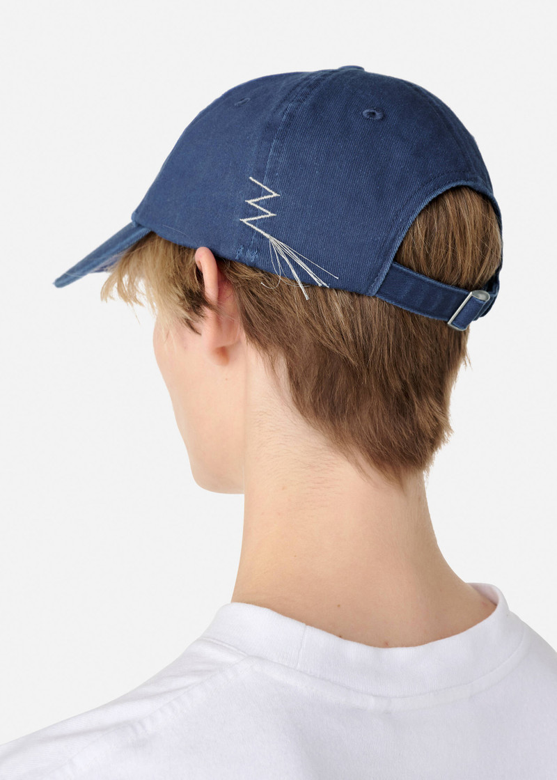 Axel Arigato Seam Distressed Cap outlook