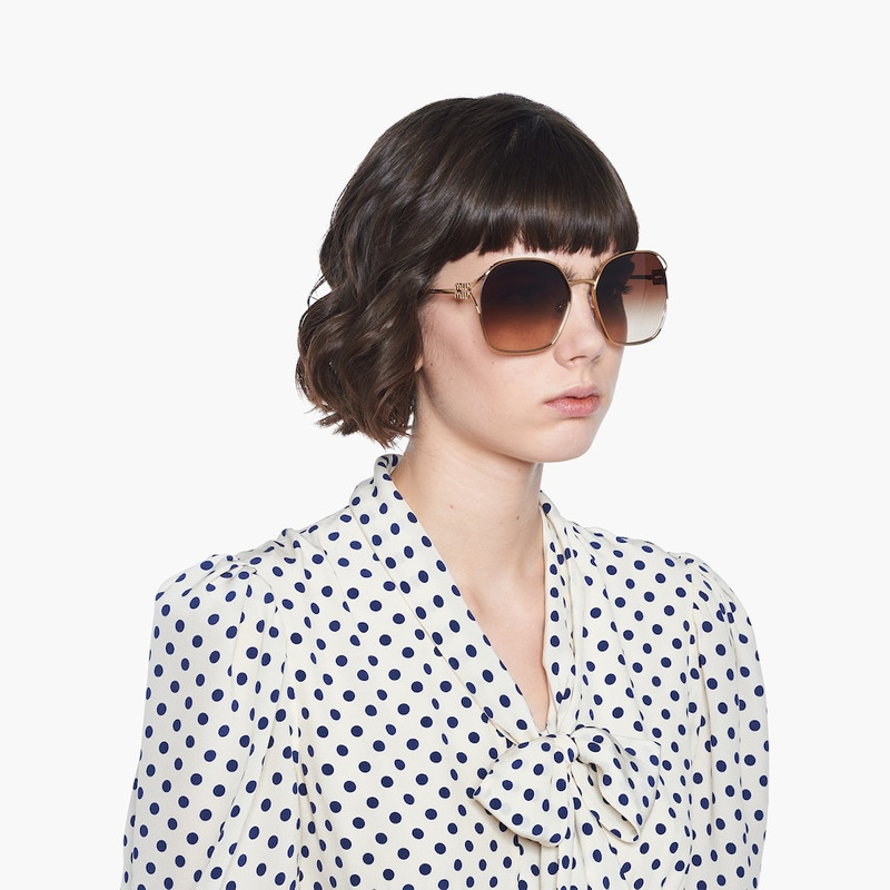 Miu Miu Miu Miu Logo sunglasses outlook