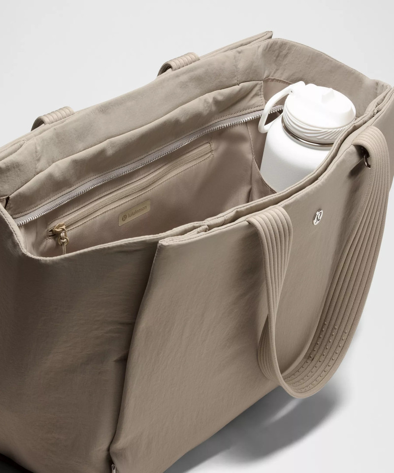 Triple Compartment Tote Bag 18L 5