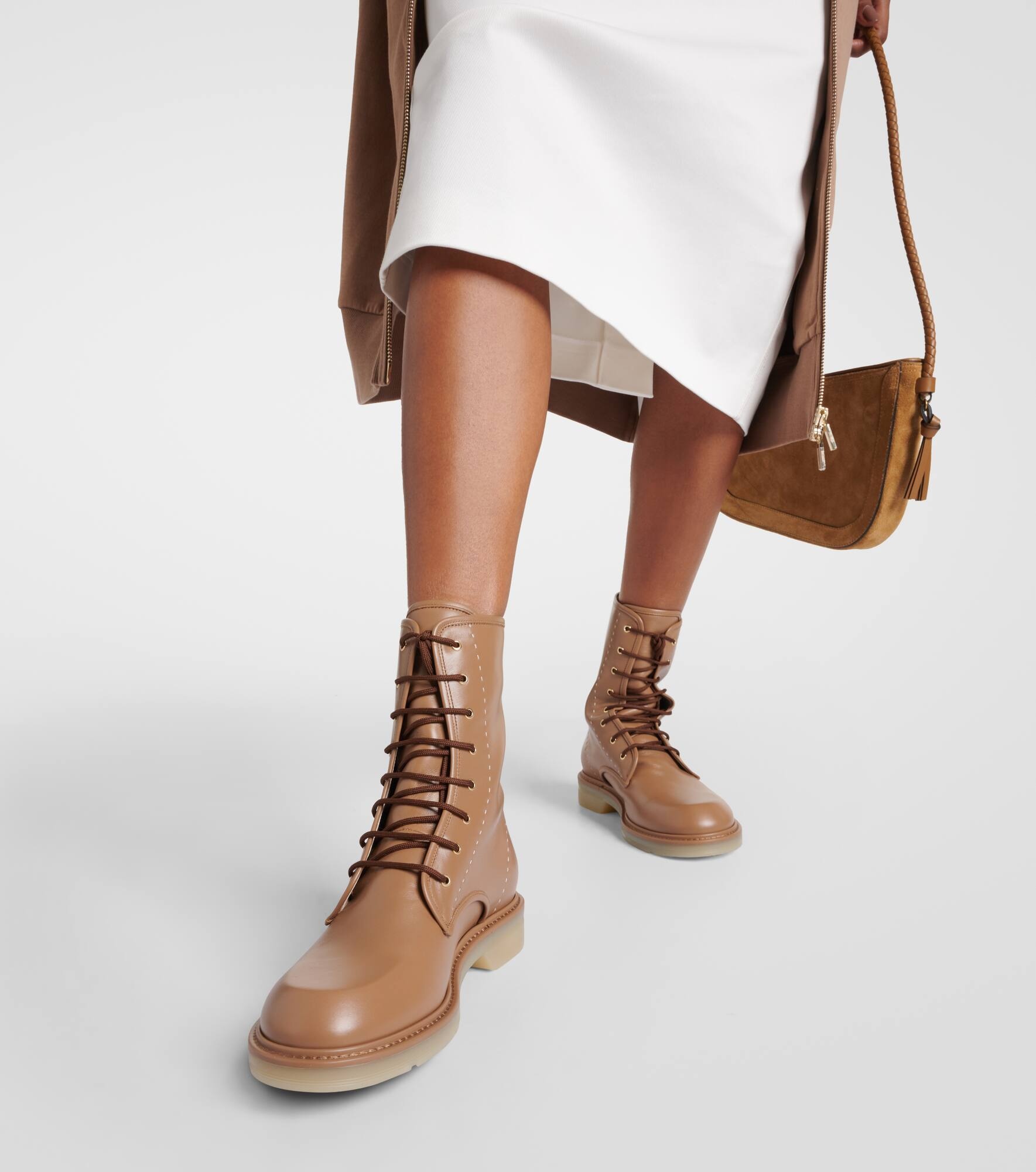 Leather ankle boots - 4