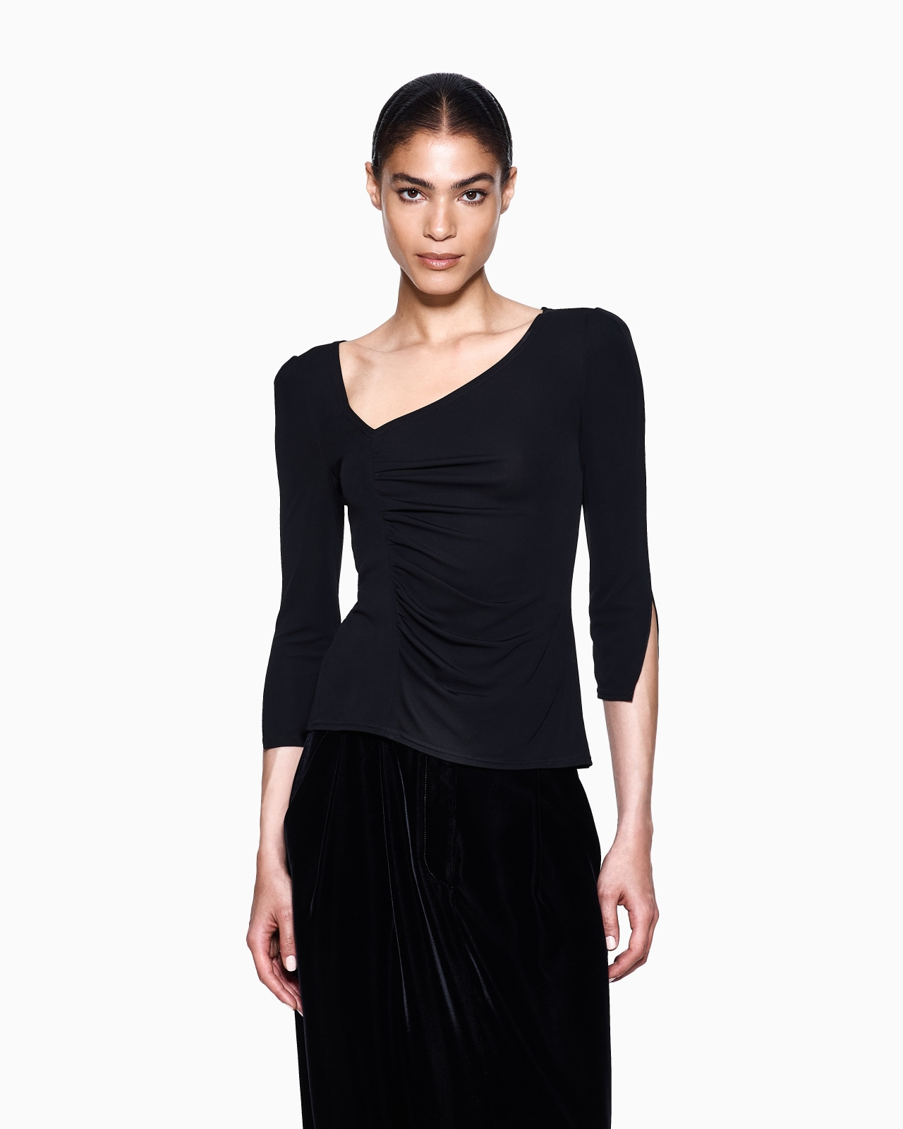 VISCOSE JERSEY JUMPER WITH AN ASYMMETRIC NECKLINE - 4