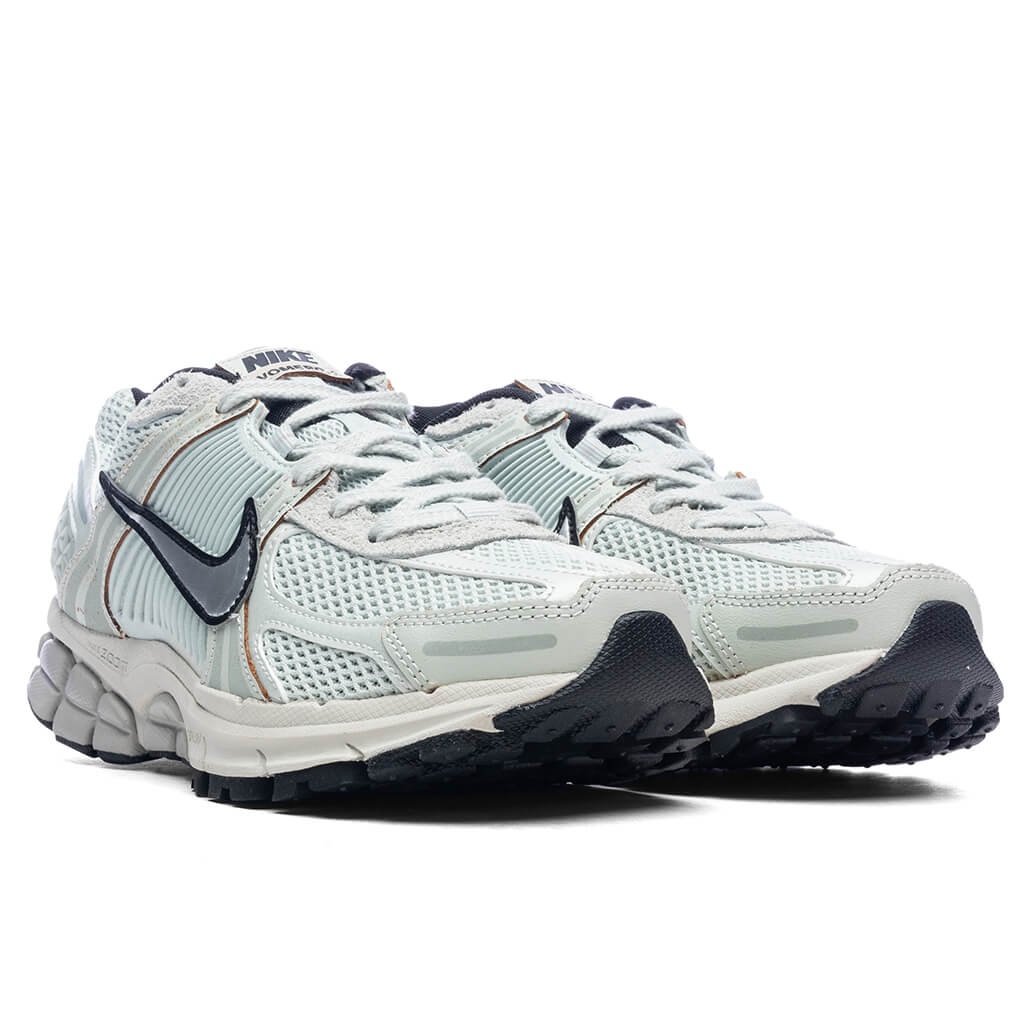 ZOOM VOMERO 5 WOMEN'S - LIGHT SILVER/CHROME/LIGHT BONE BLACK - 2