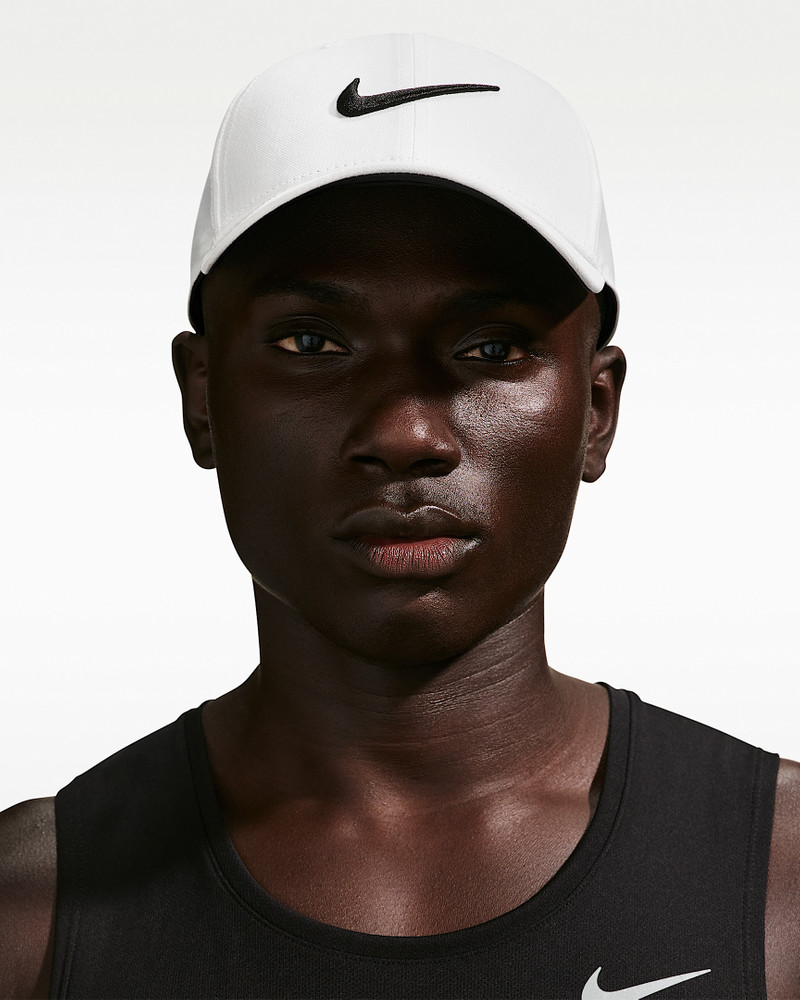 Nike Dri-FIT Club Structured Swoosh Cap 3