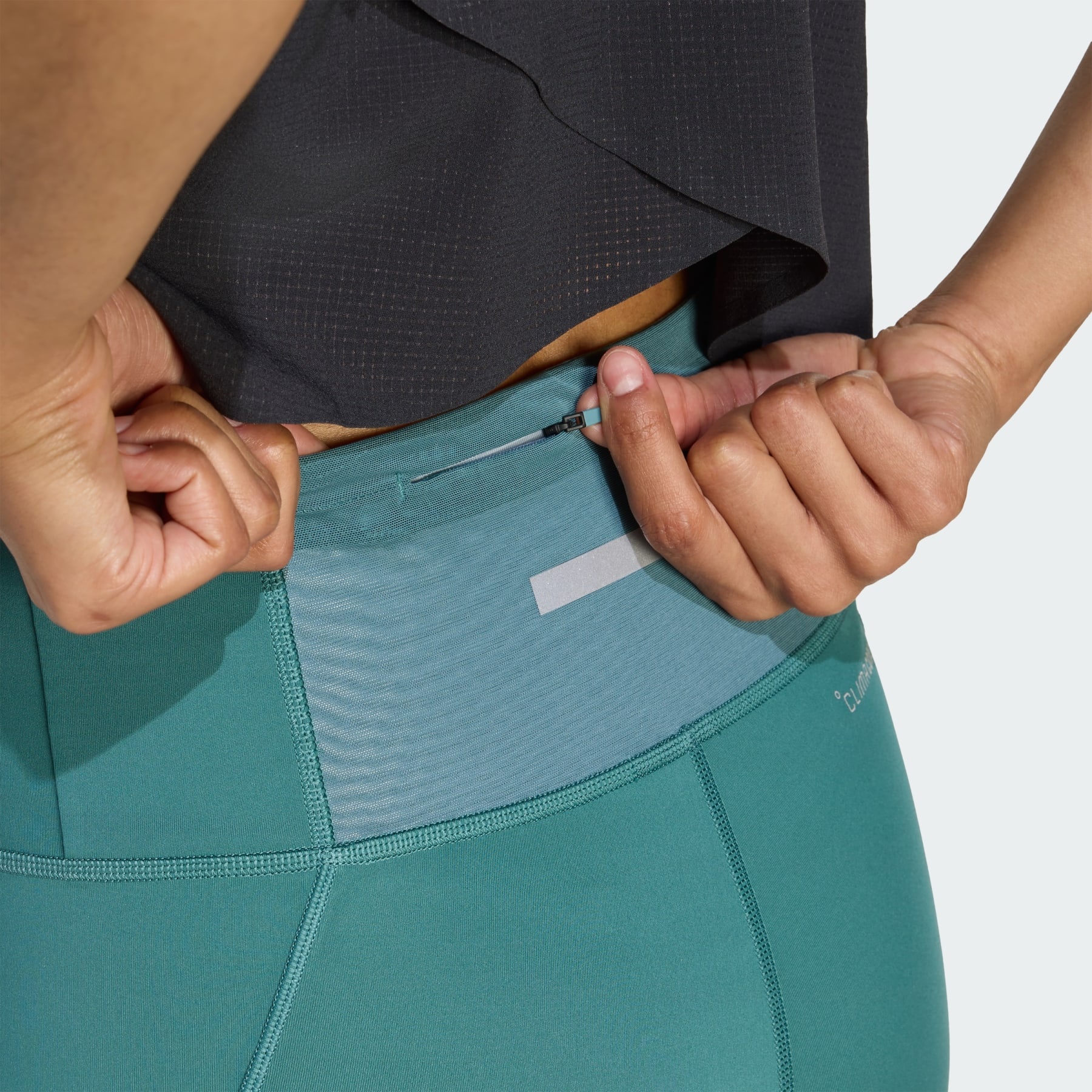 Adi365 Running CLIMACOOL+ Short Leggings - 6