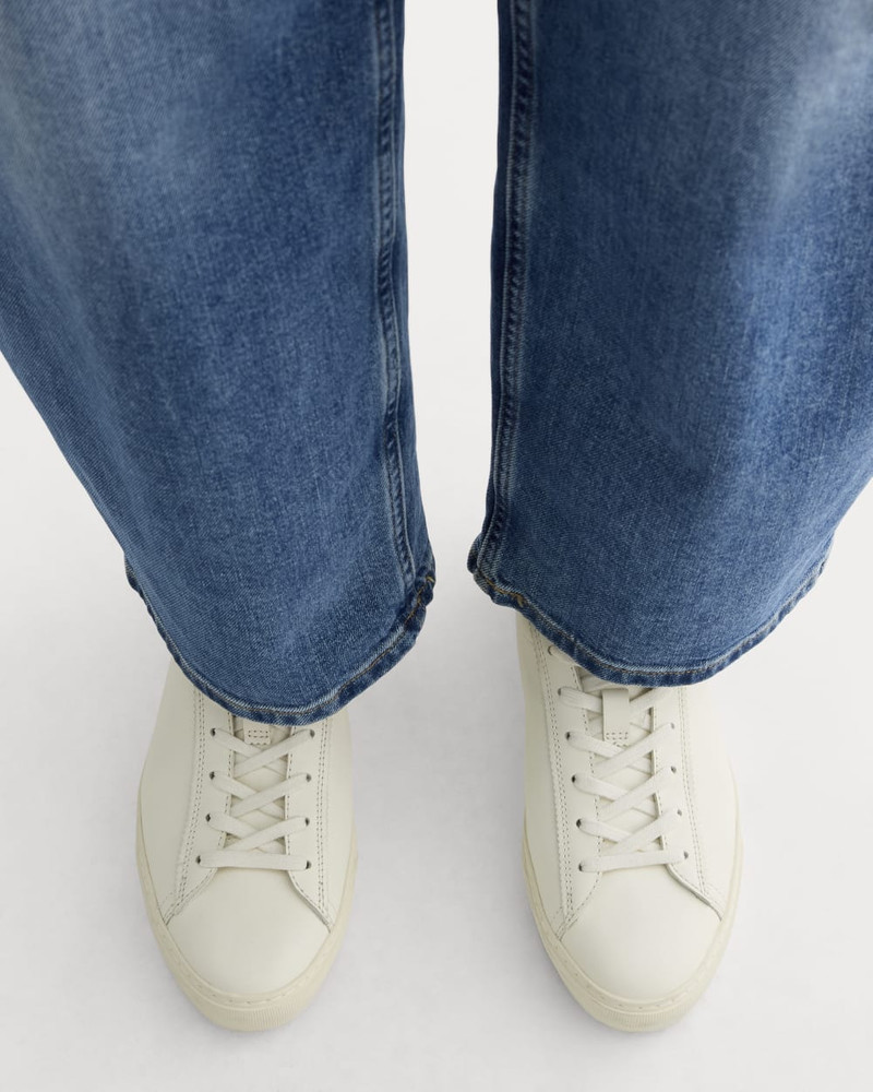 EVERLANE THE DAY SNEAKER outlook