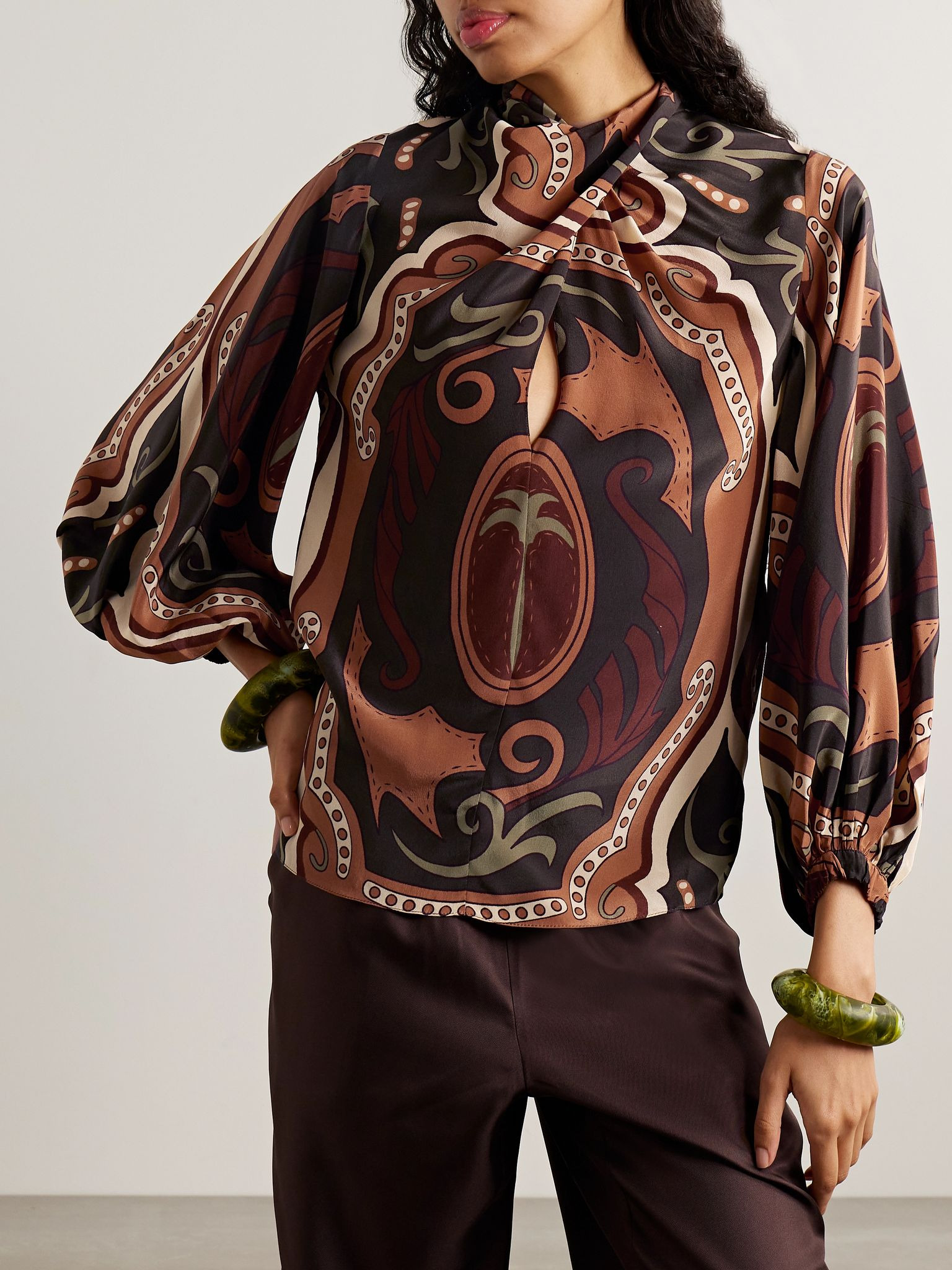 Intricate Islands gathered printed silk crepe de chine blouse Multi - 3