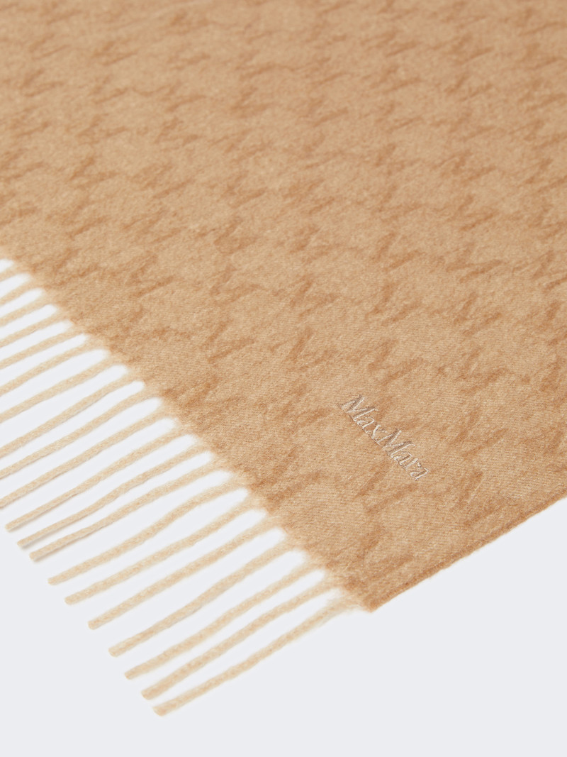 Max Mara WKLOGO Jacquard camel stole outlook