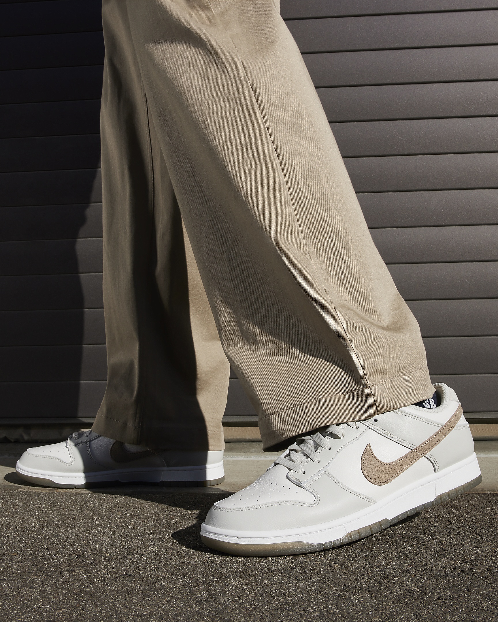 Nike Men's Dunk Low Retro SE Shoes - 2