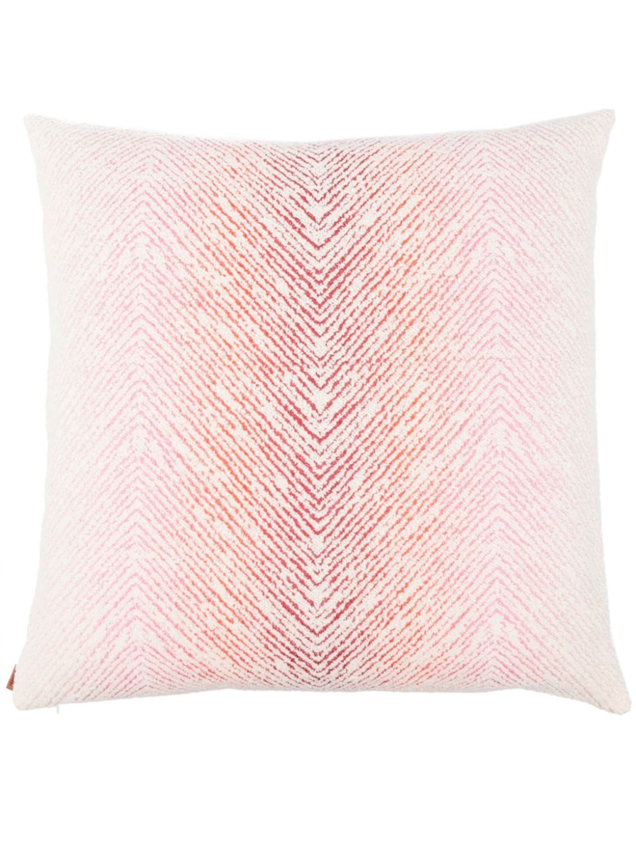 zigzag cotton pillow (60cm x 60cm) - 1