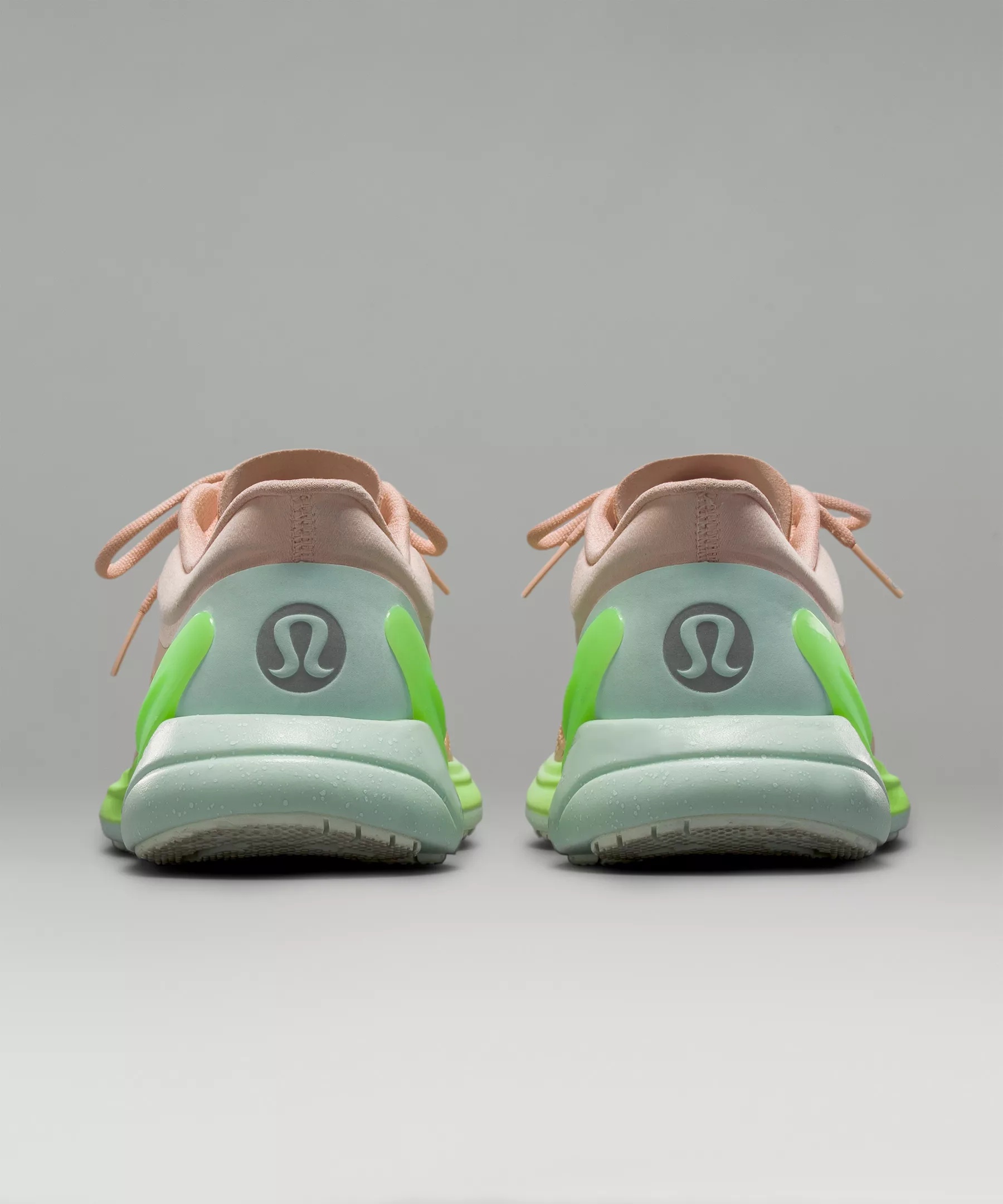 Women's Blissfeel Running Shoe - 6