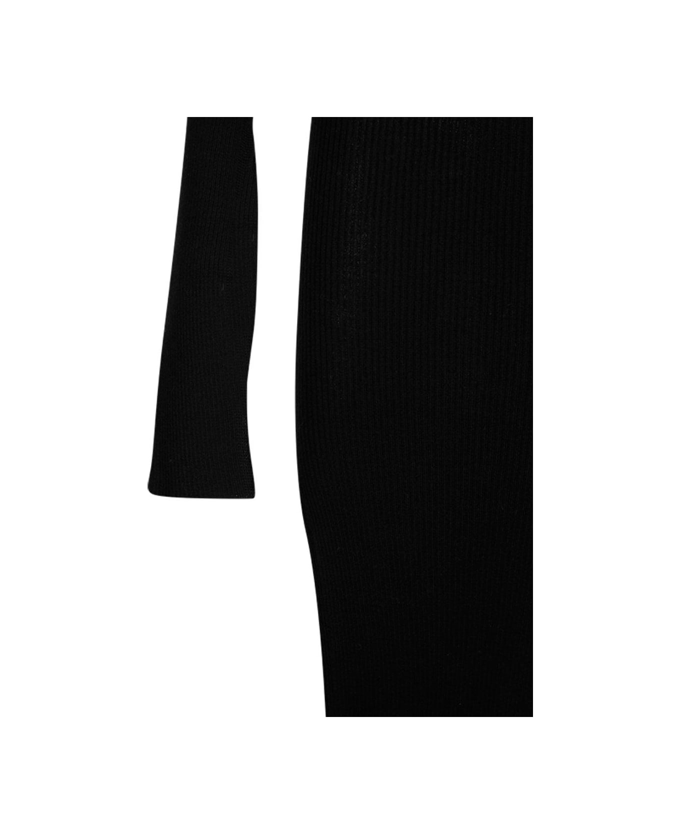 Cape-sleeved Knit Dress - 4