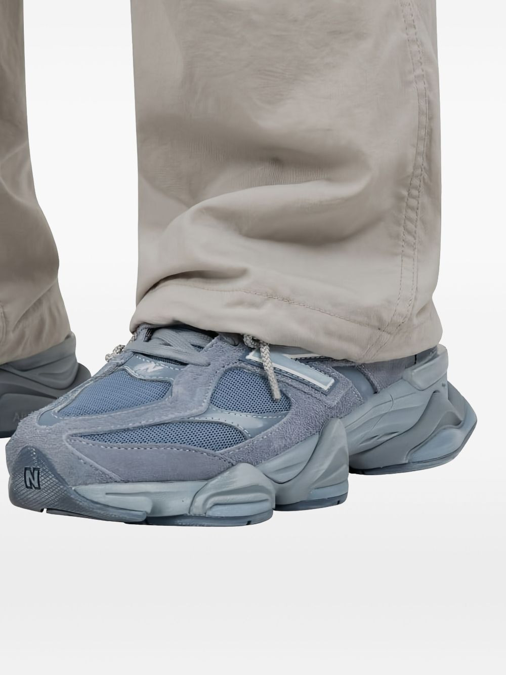 six-pocket cargo trousers - 4