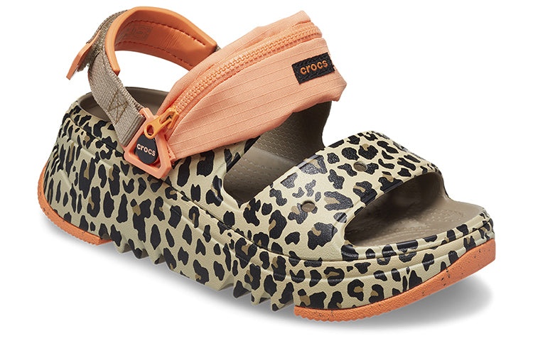 (WMNS) Crocs Hiker Xscape Animal Sandals 'Khaki Leopard' 208611-2BY - 4