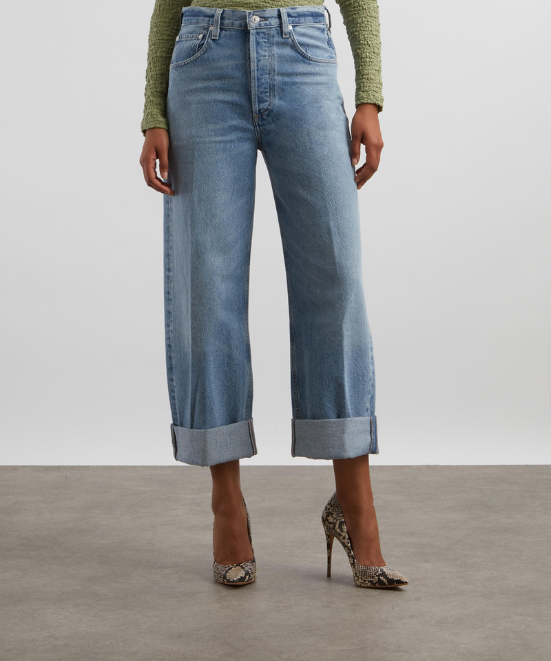 Citizens of Humanity Ayla Baggy Cuffed Crop Jeans in Gemini outlook