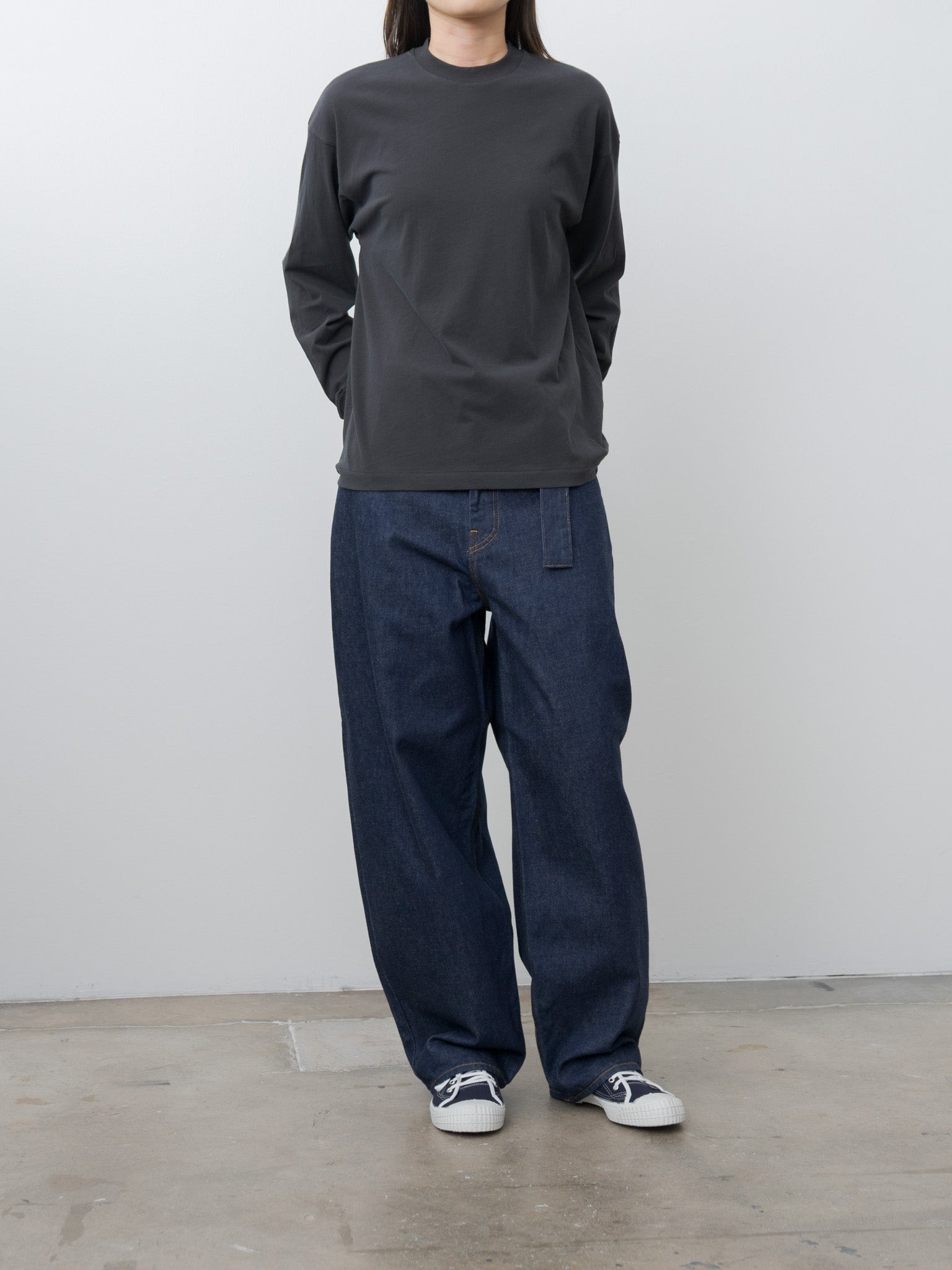 Fresca Nubuck Longsleeve T–Shirt - Charcoal Gray - 9