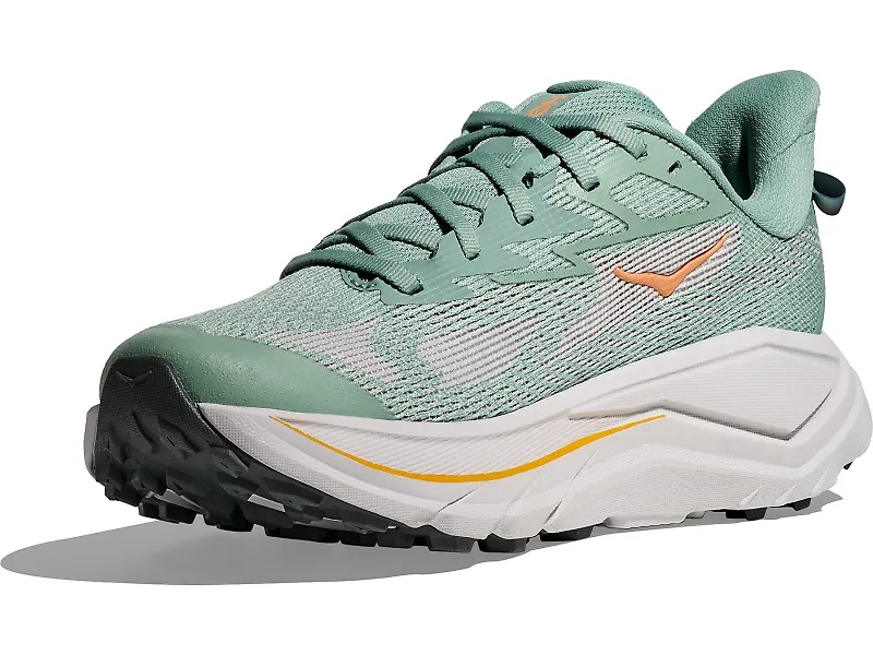 HOKA Challenger 8 - 7