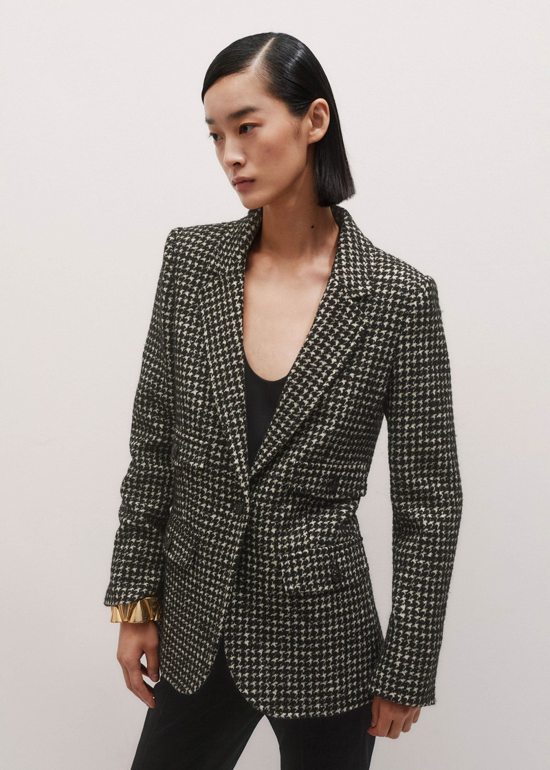Sharp Shoulder Blazer 3