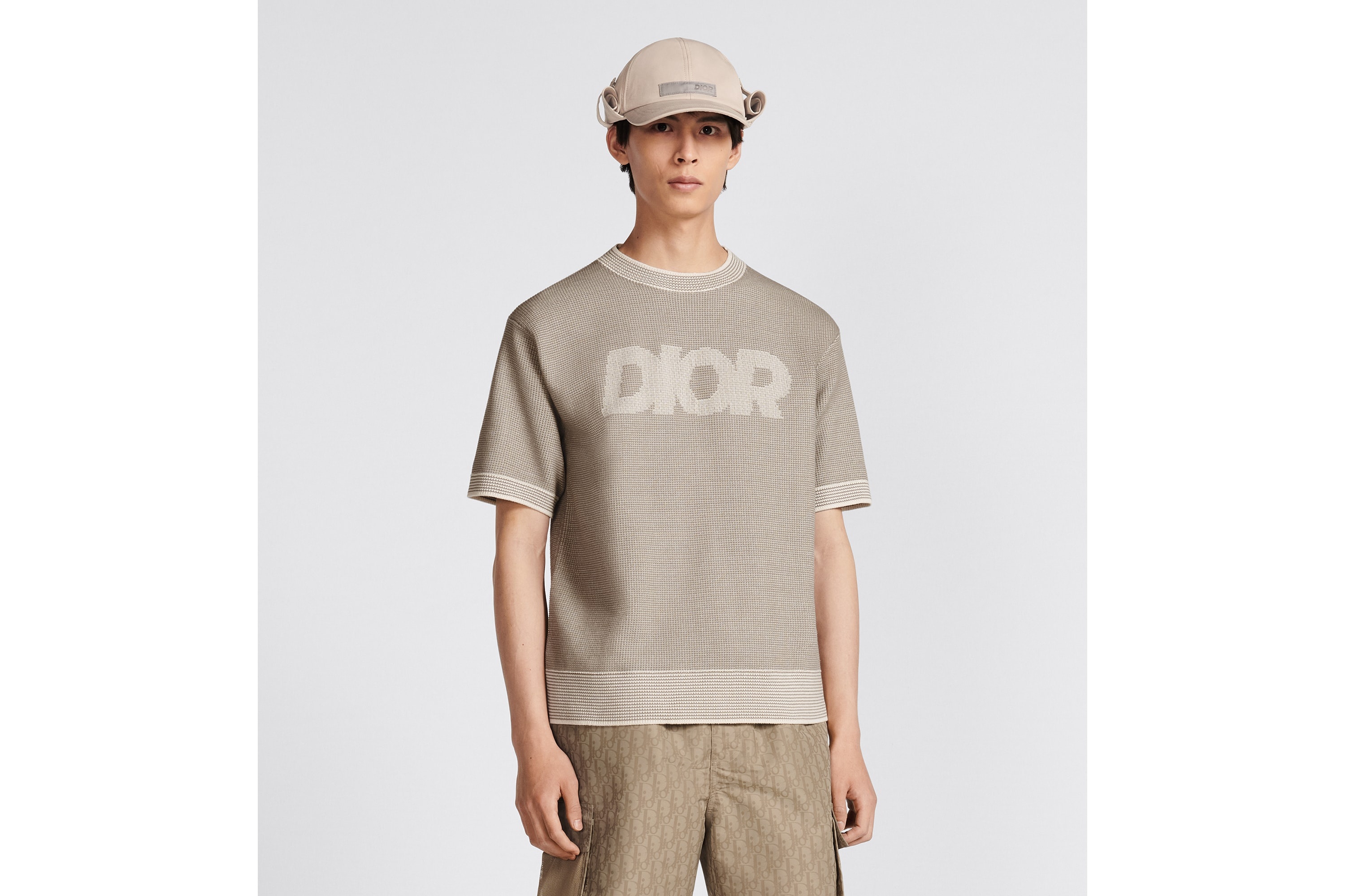 T-Shirt - 4