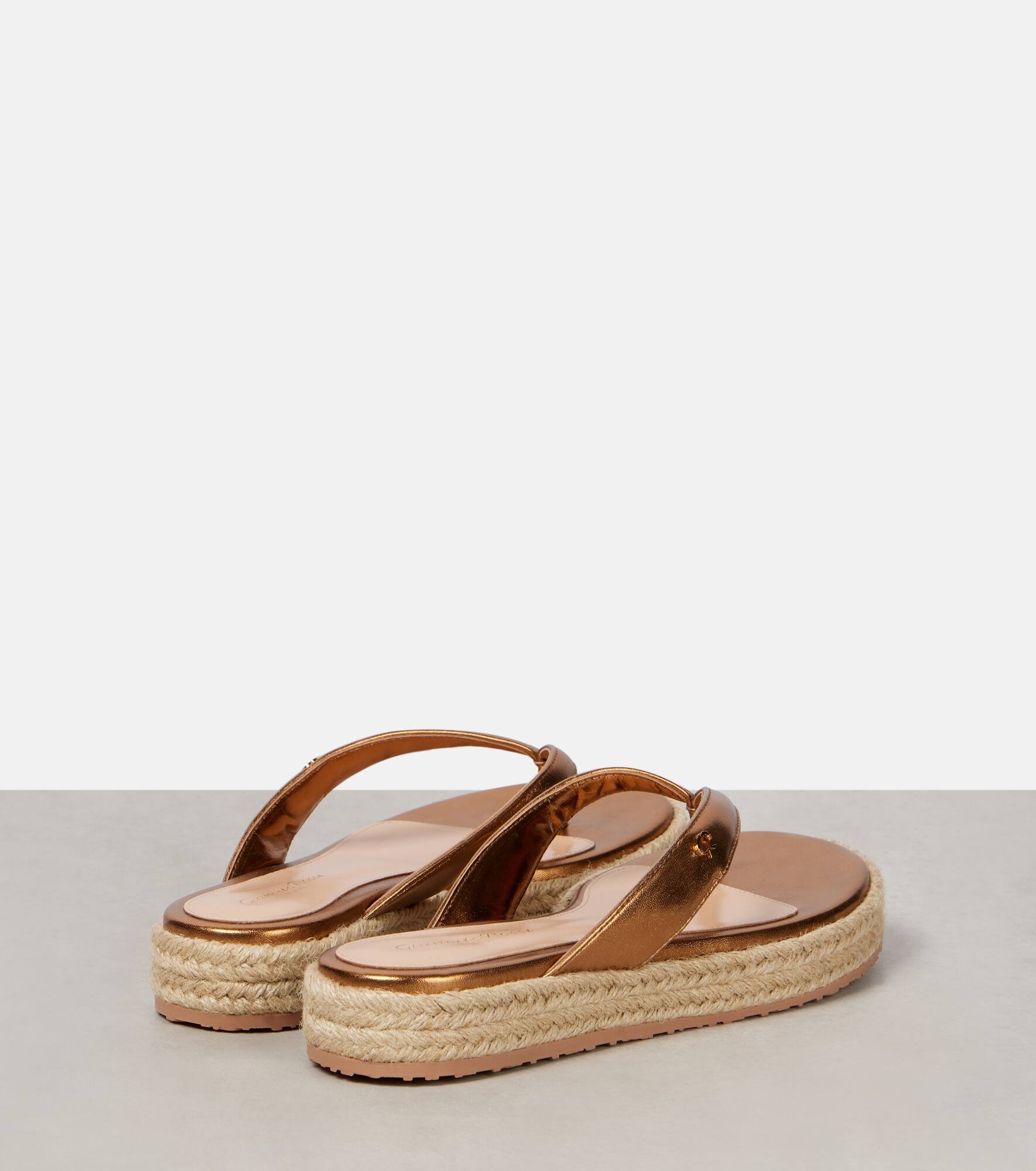Metallic leather thong sandals - 2