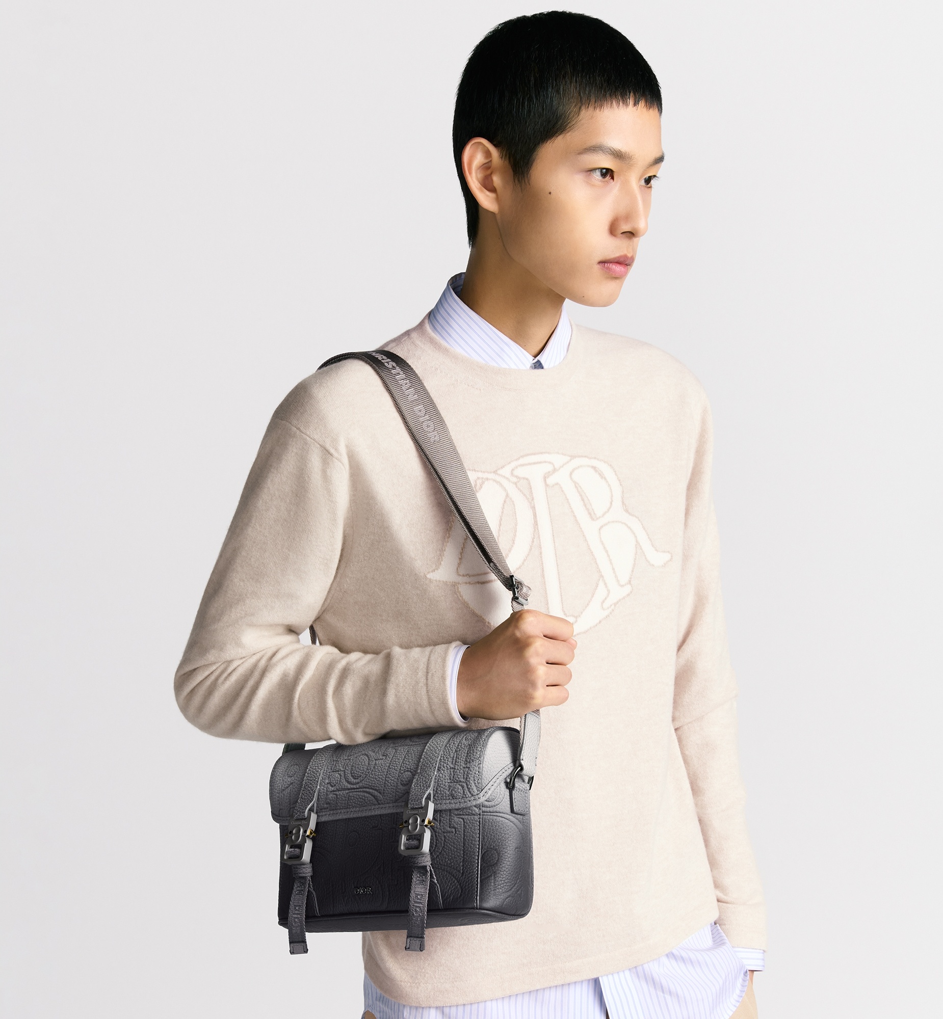 Dior Hit the Road Messenger Bag with Flap - 2