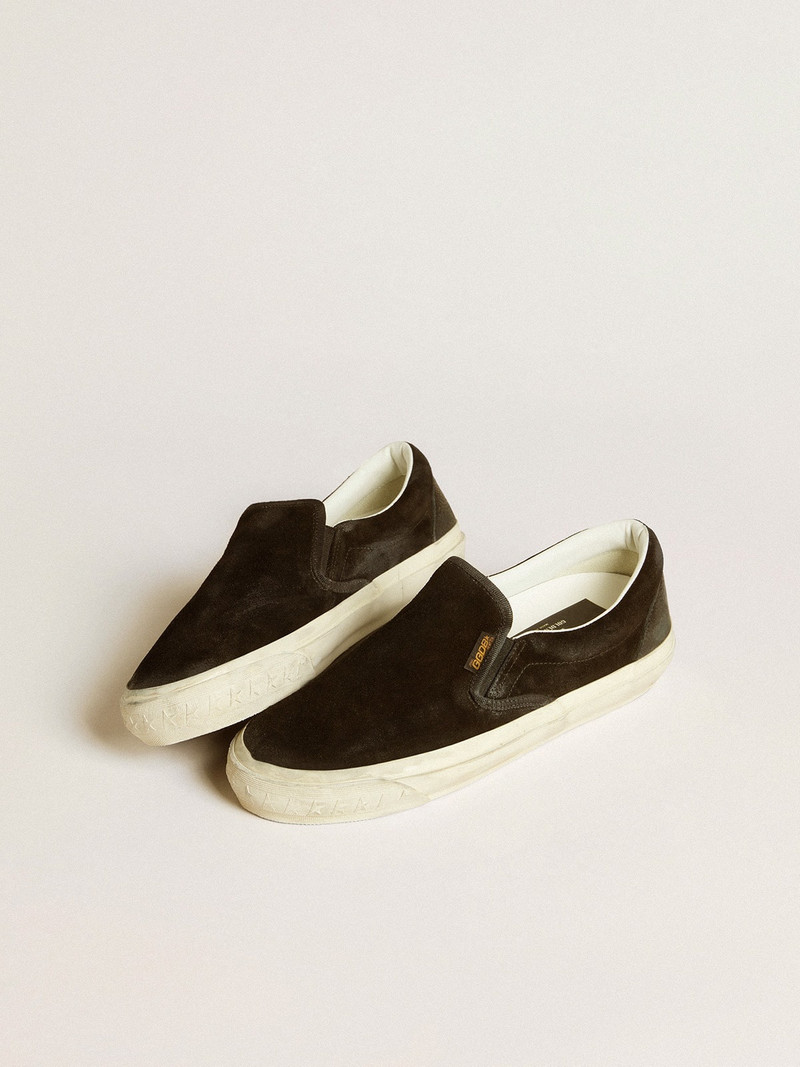 Golden Goose Women's VCE Penstar in black suede with black leather heel tab outlook