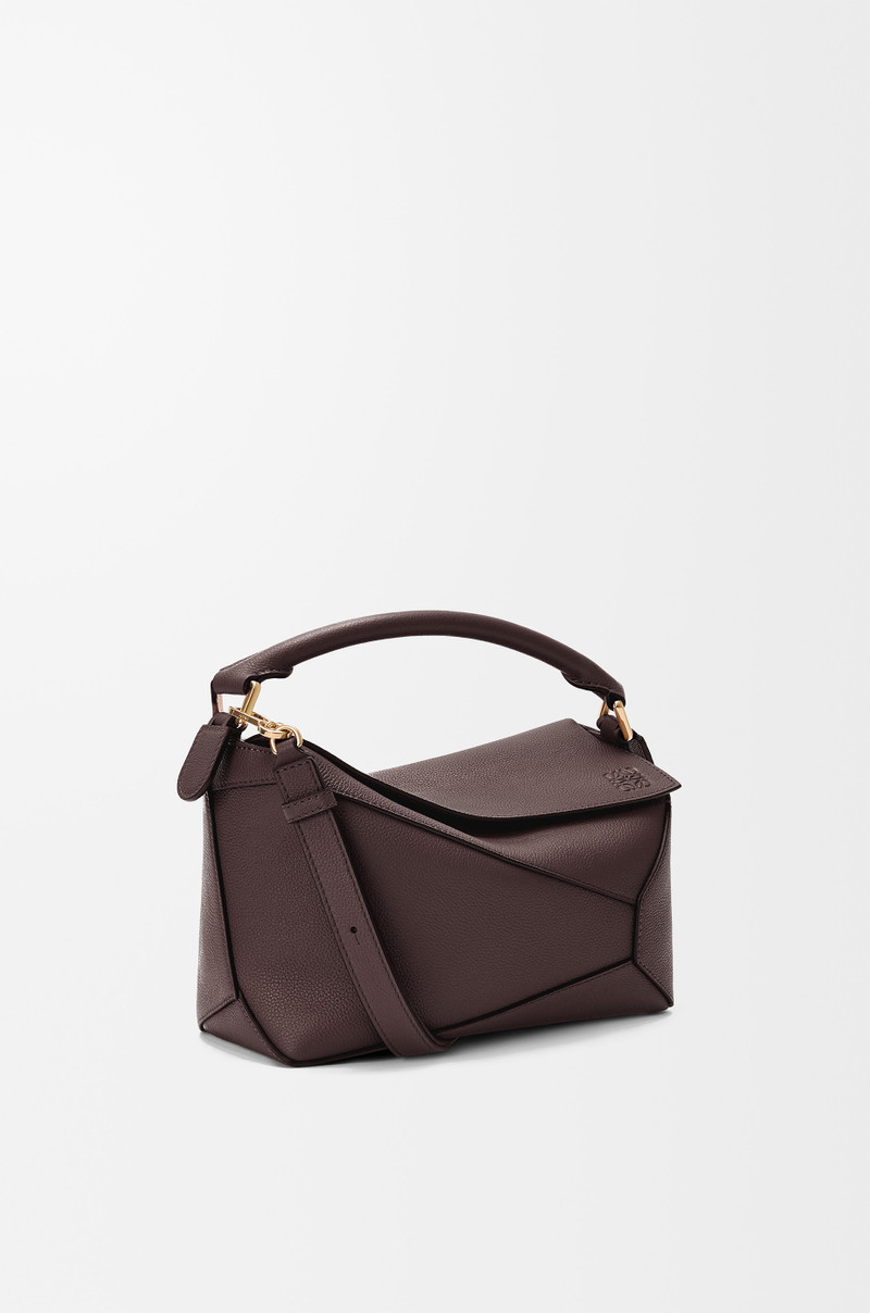 Loewe Small Puzzle Edge bag in soft grained calfskin outlook