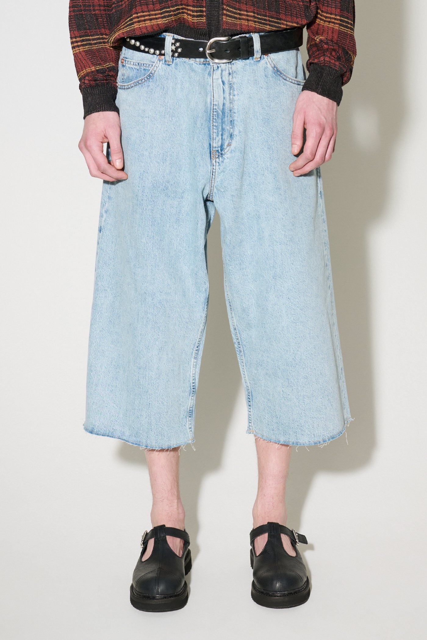 Capri Cut Rider Wash Denim - 6