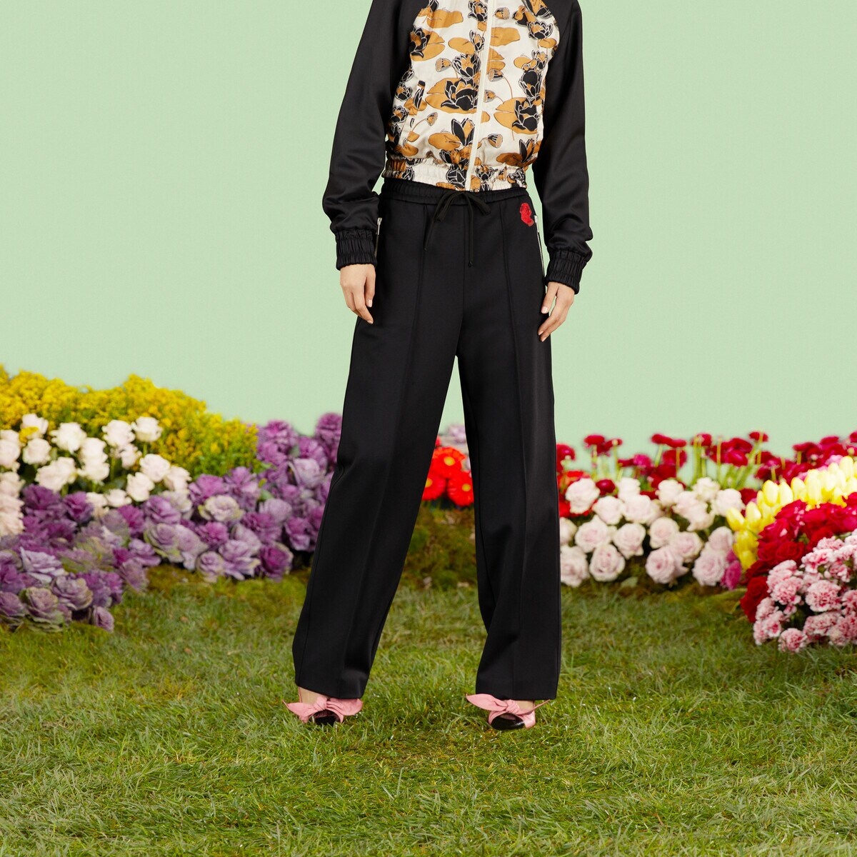 Jersey pants with embroidery - 6