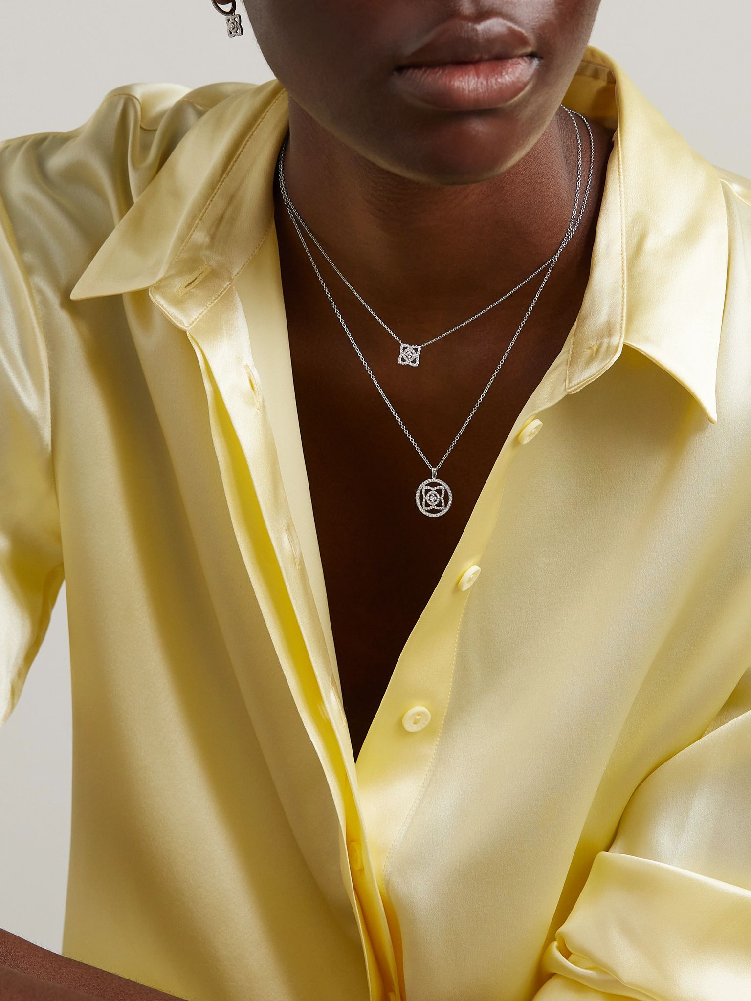 Enchanted Lotus 18-karat white gold diamond necklace Gold - 5